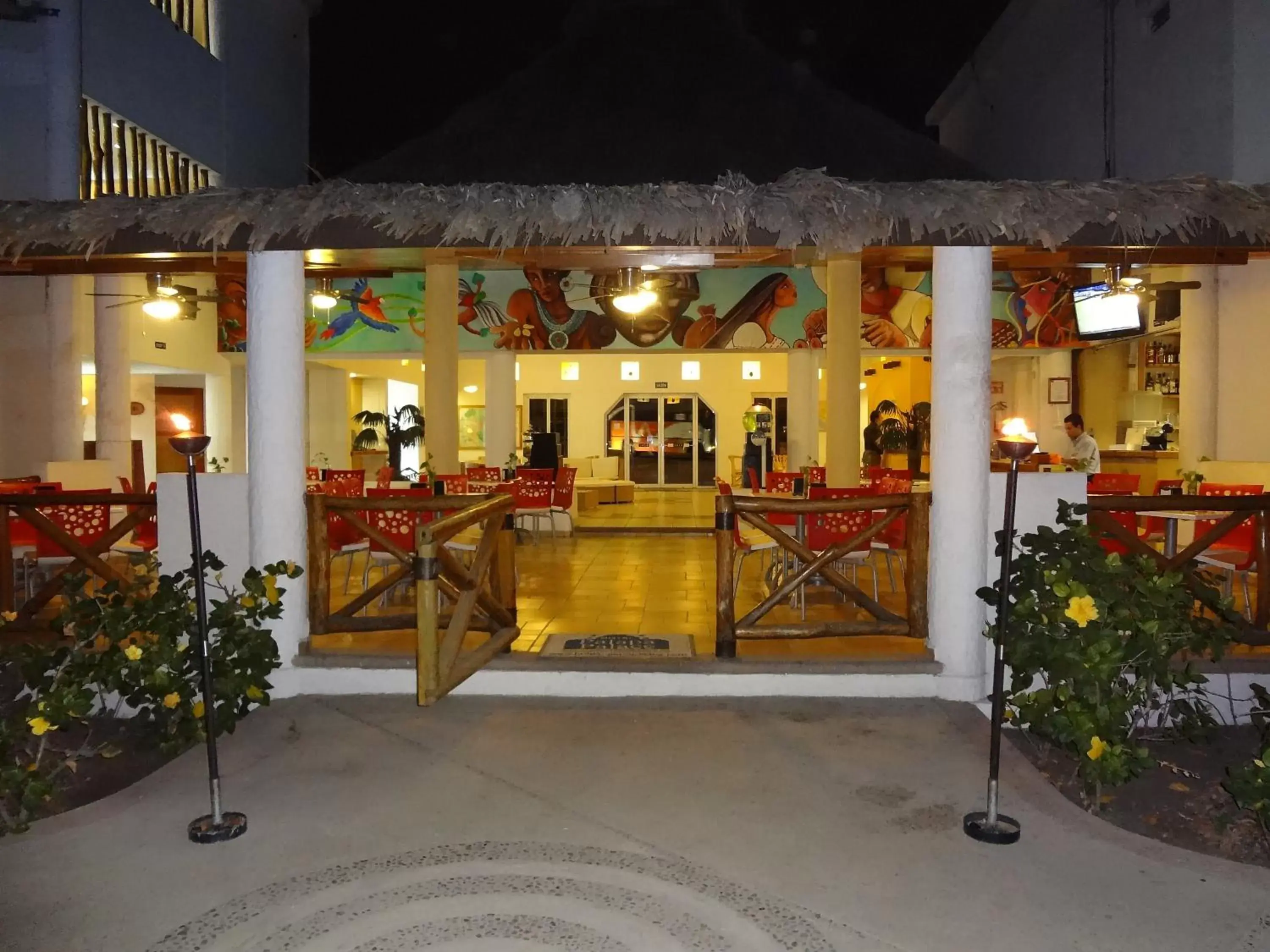 Restaurant/places to eat in Hotel Palapa Palace Inn