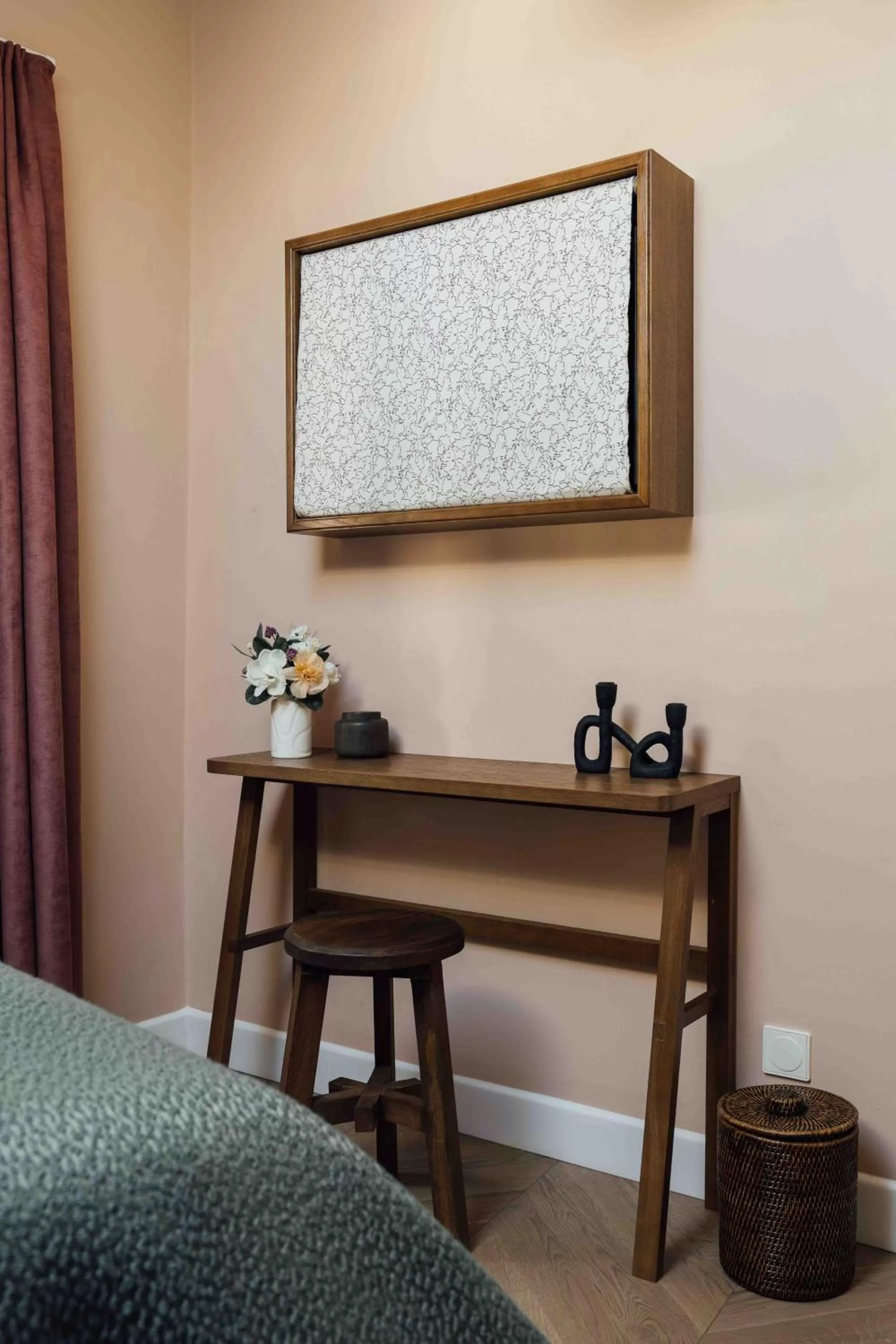 TV and multimedia in Clemonte Hotel - Your Reception-less Boutique Hideaway