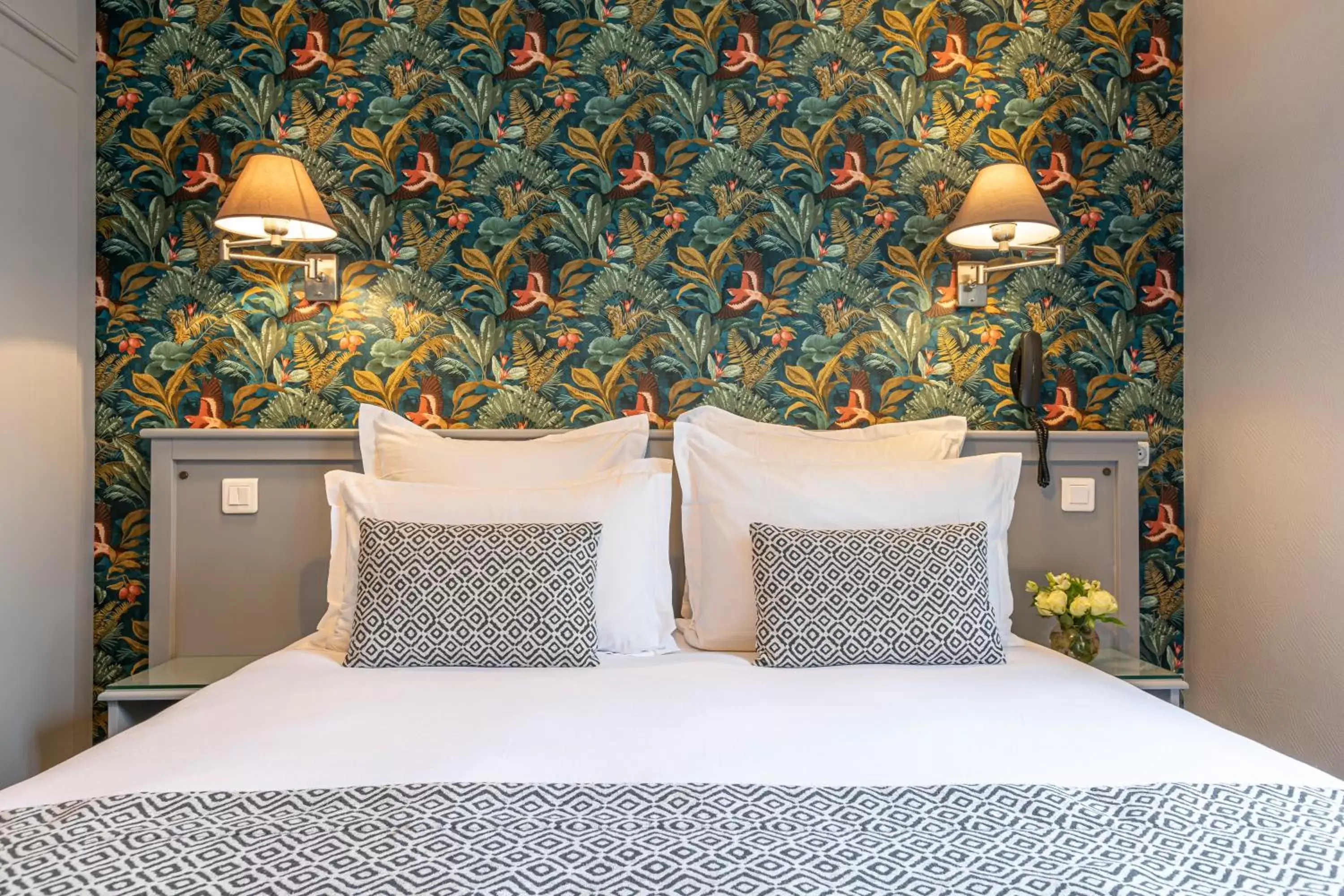 Bed in Splendid Hôtel Bed in Splendid Hôtel