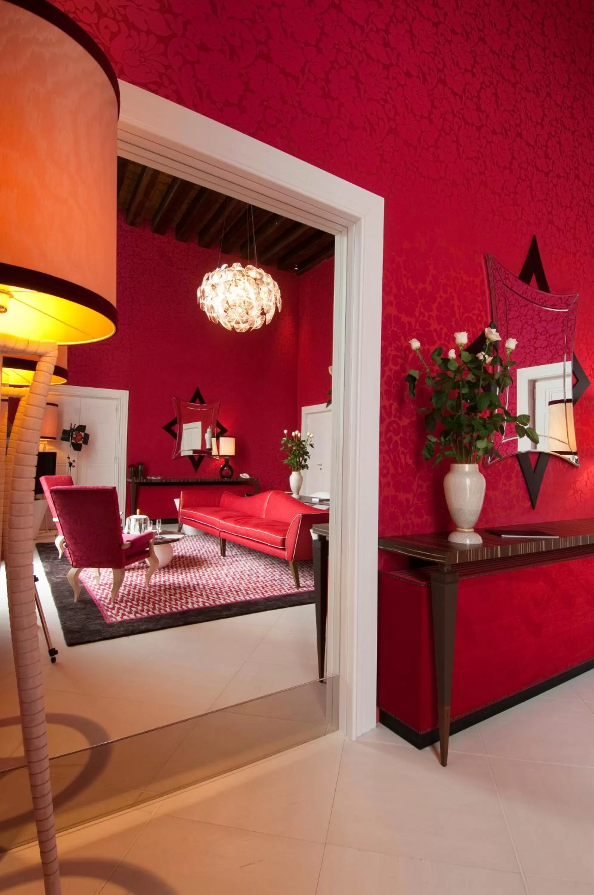 Photo of the whole room, Bed in Sina Centurion Palace