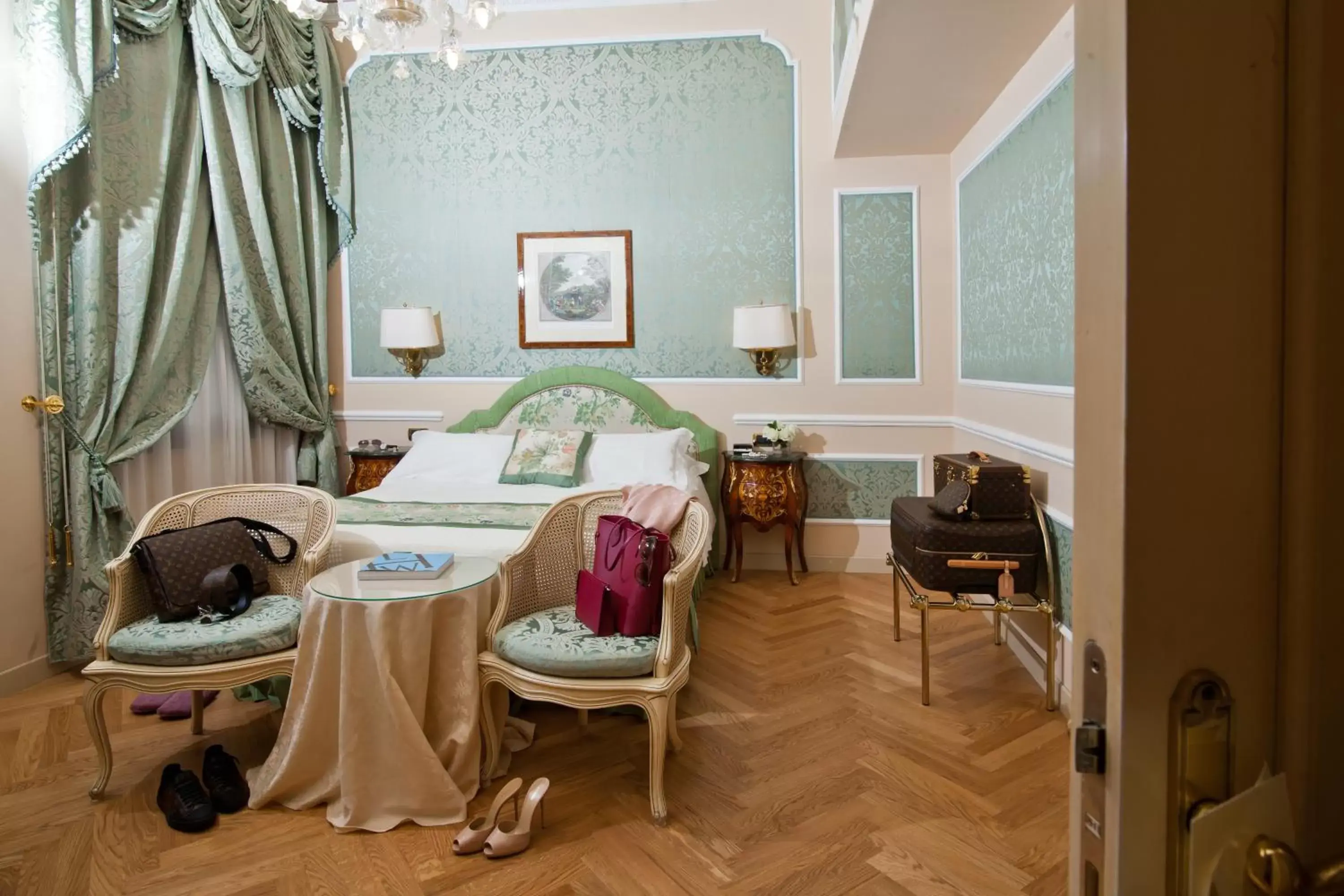 Photo of the whole room in Grand Hotel Majestic gia' Baglioni
