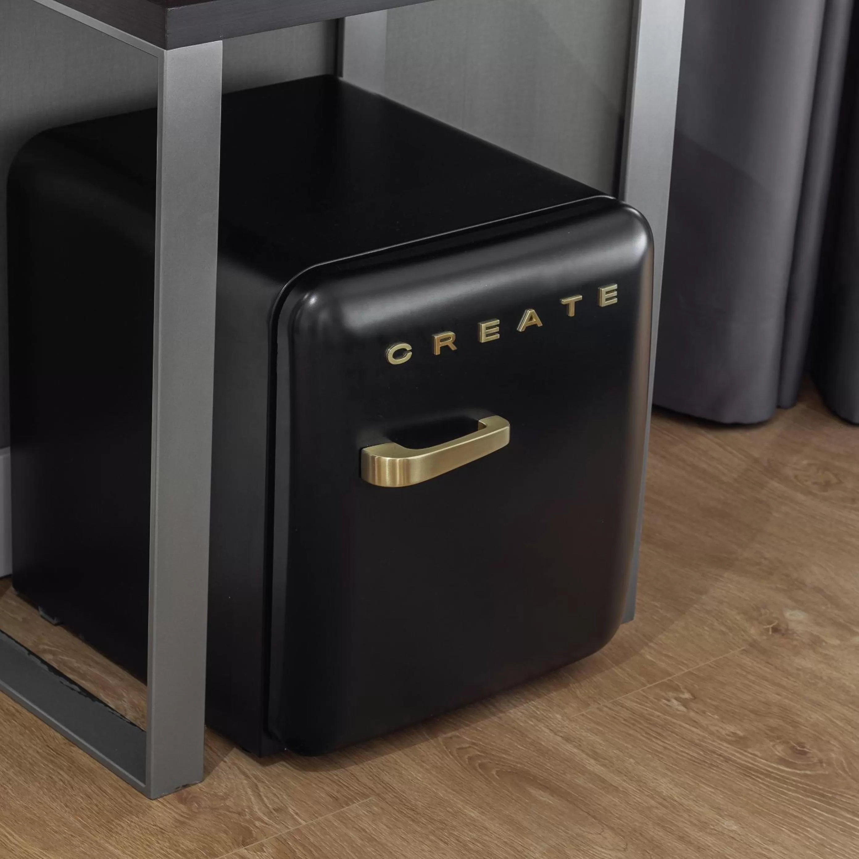 oven in Hotel Cortezo