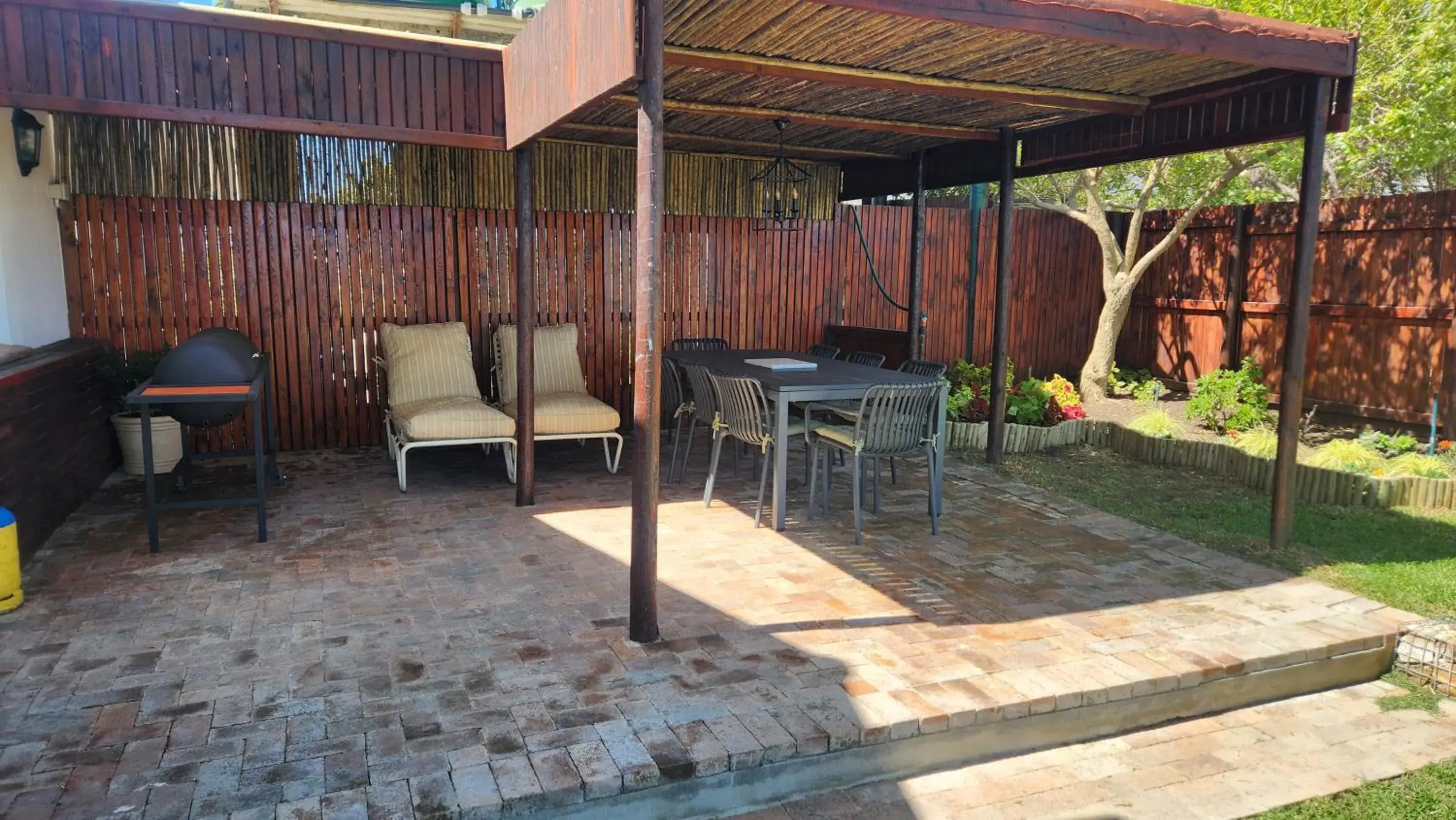 Patio in Eikendal Lodge