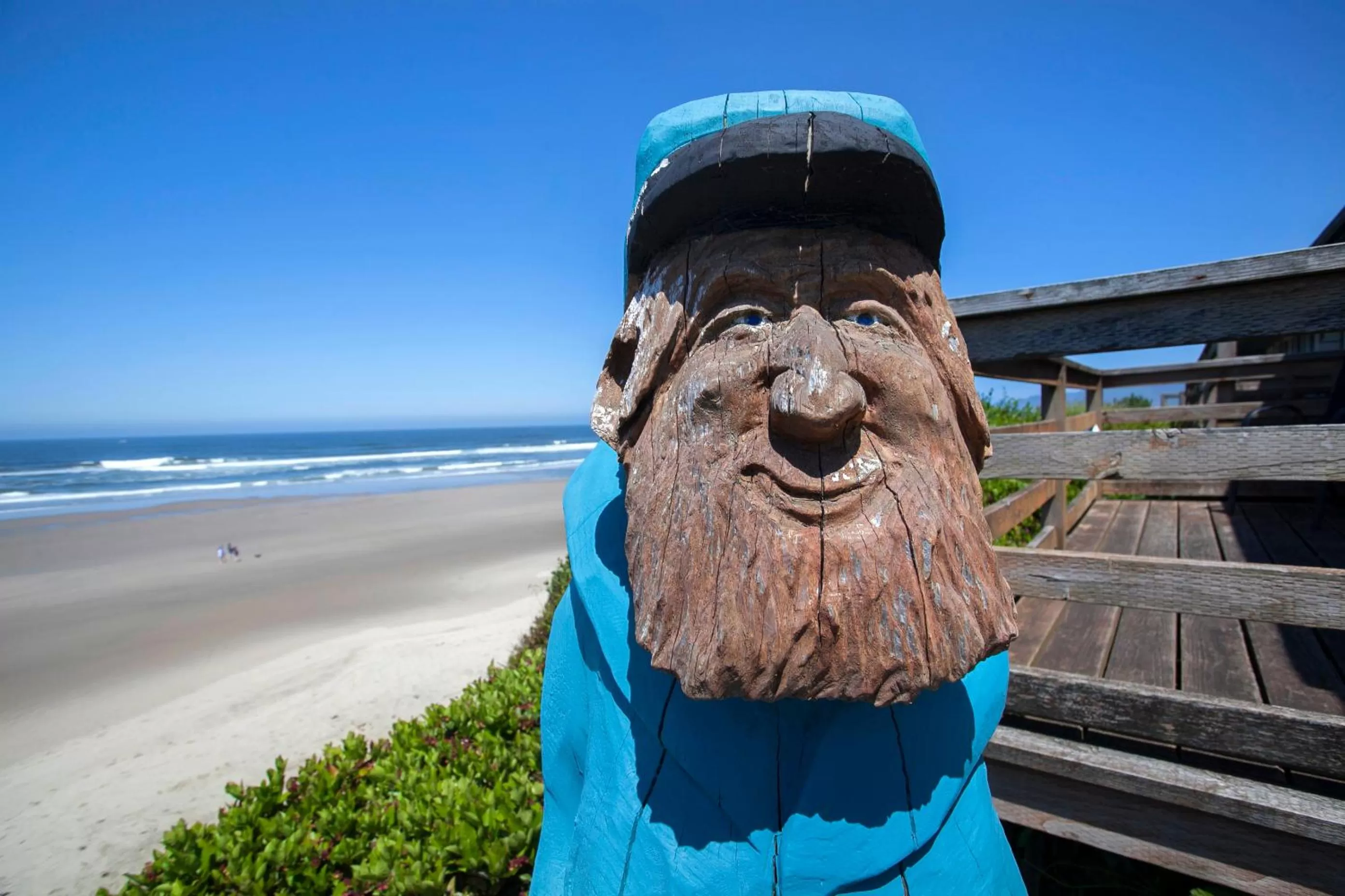 Decorative detail in Moolack Shores Inn