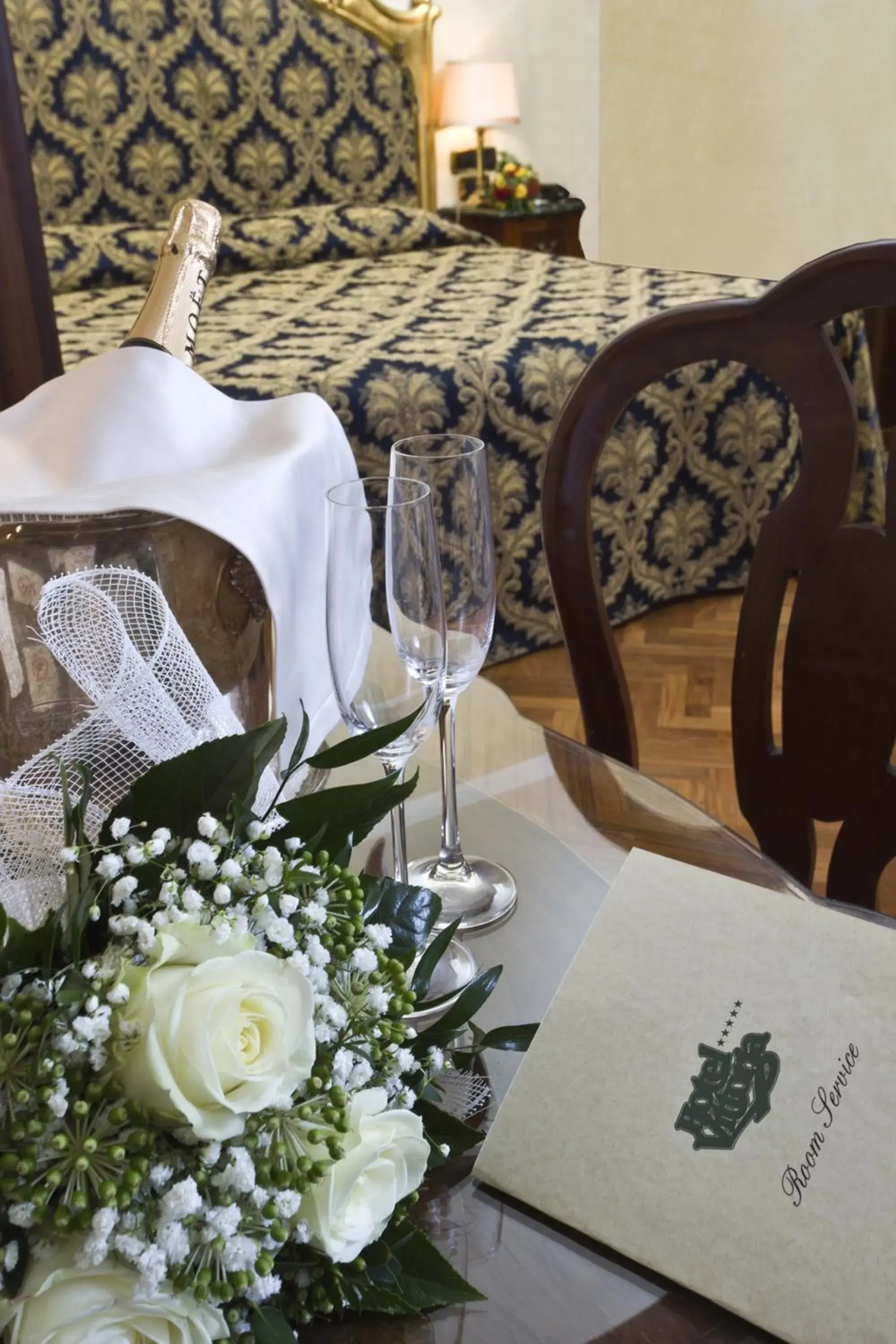 Decorative detail, Restaurant/Places to Eat in Hotel Vittoria