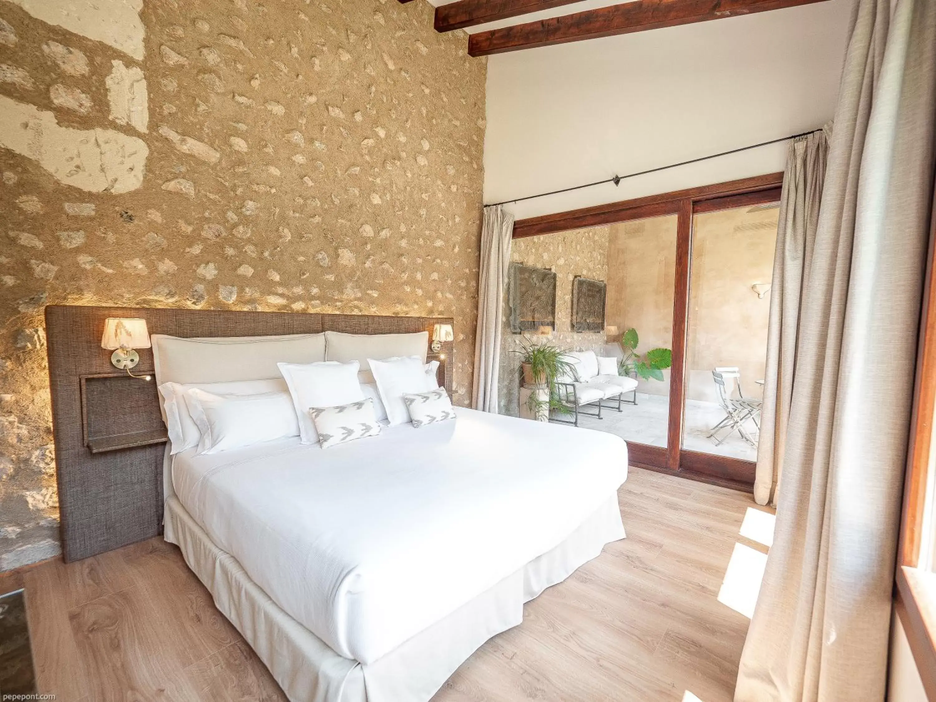 Bed in Ca'n Puig de Sóller