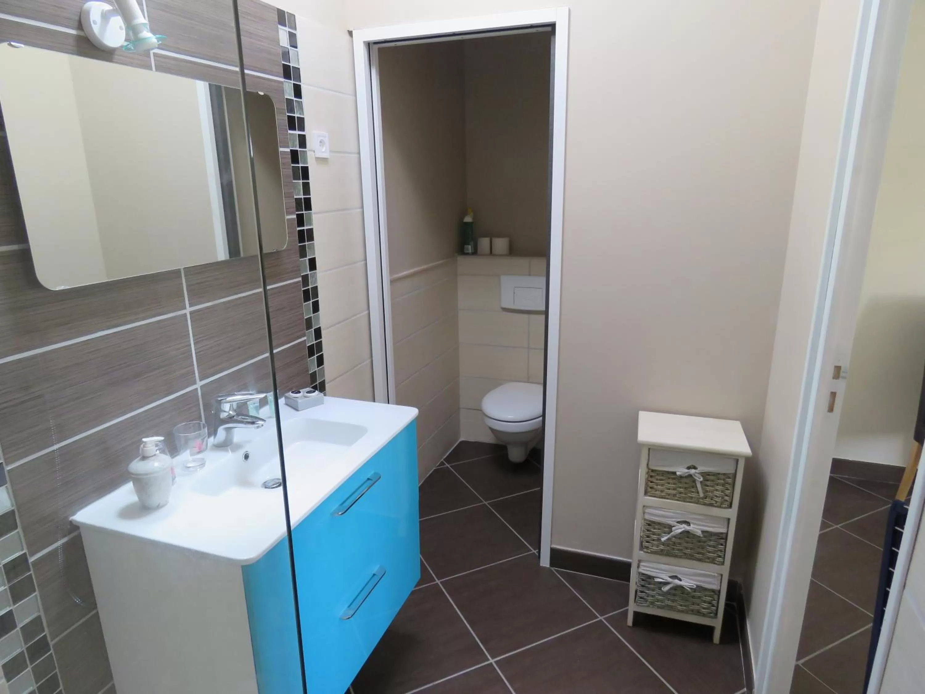 Bathroom in Les Arums de Fondeminjean