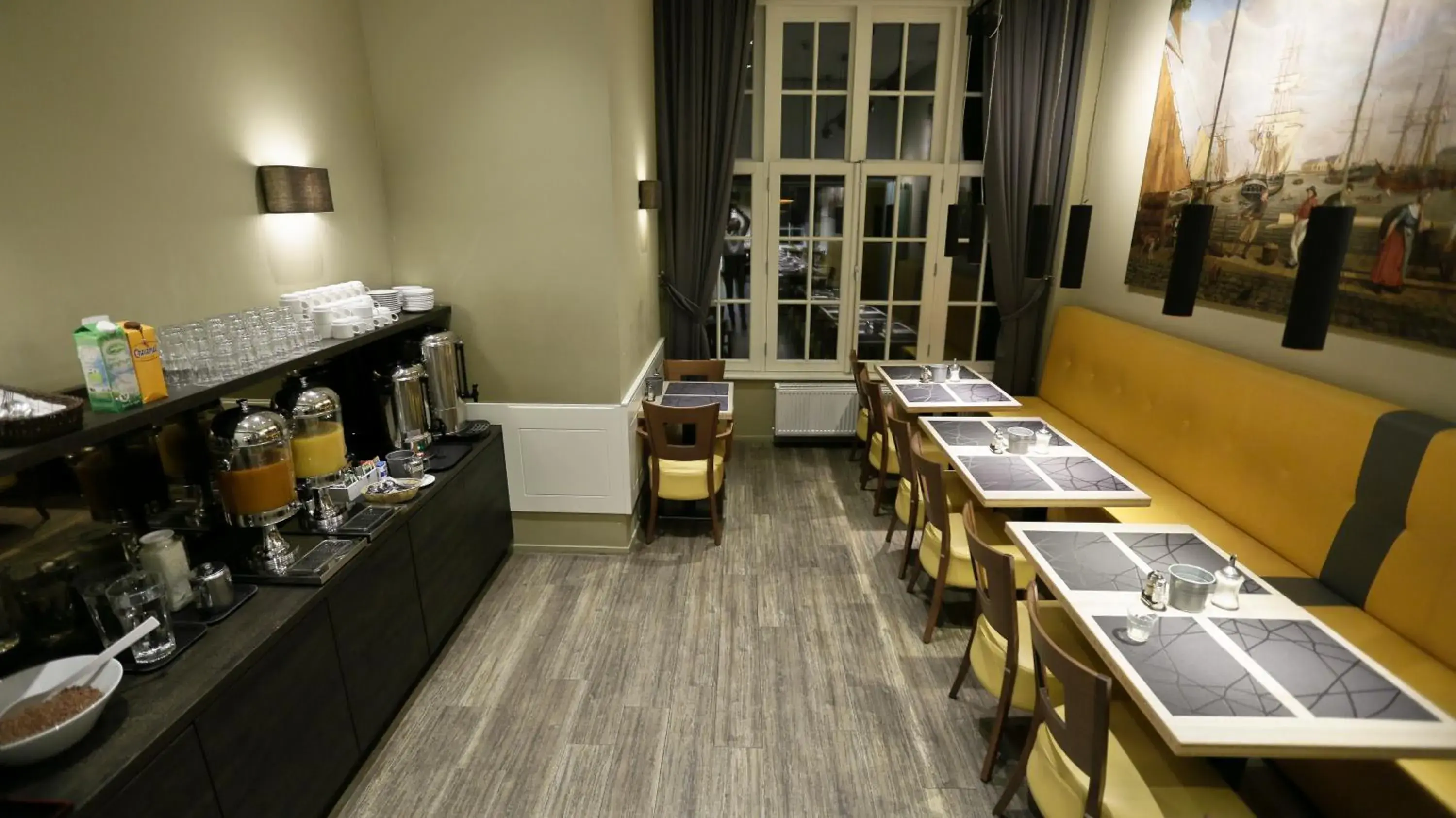Continental breakfast, Restaurant/Places to Eat in City Hotel Amsterdam