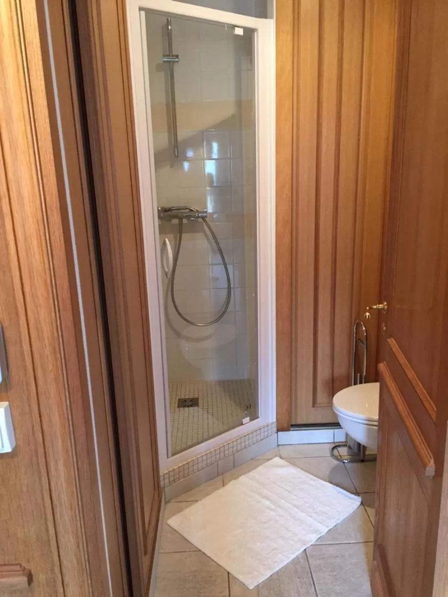 Shower in la ferme des ruelles