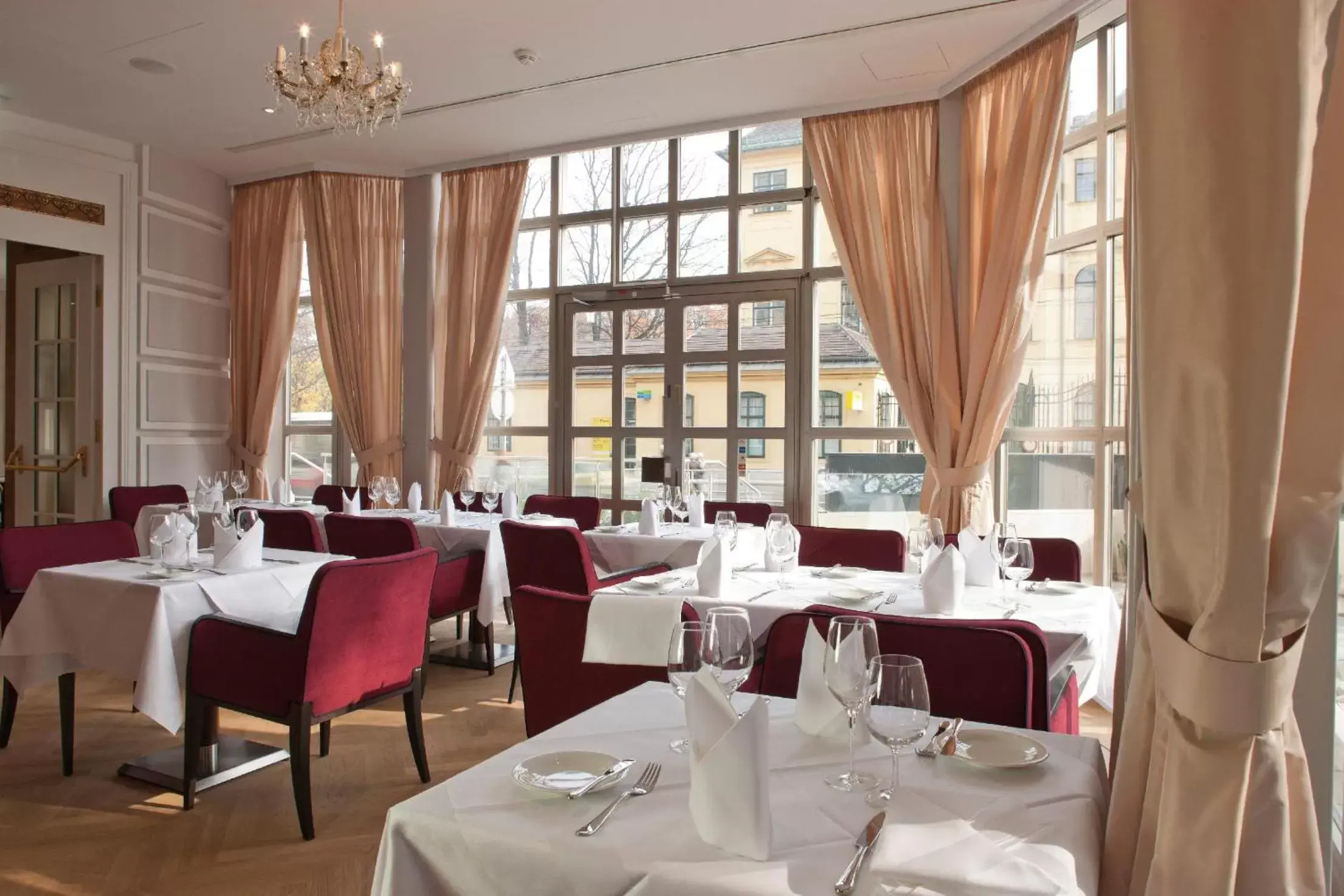 Restaurant/Places to Eat in Austria Trend Parkhotel Schönbrunn Wien