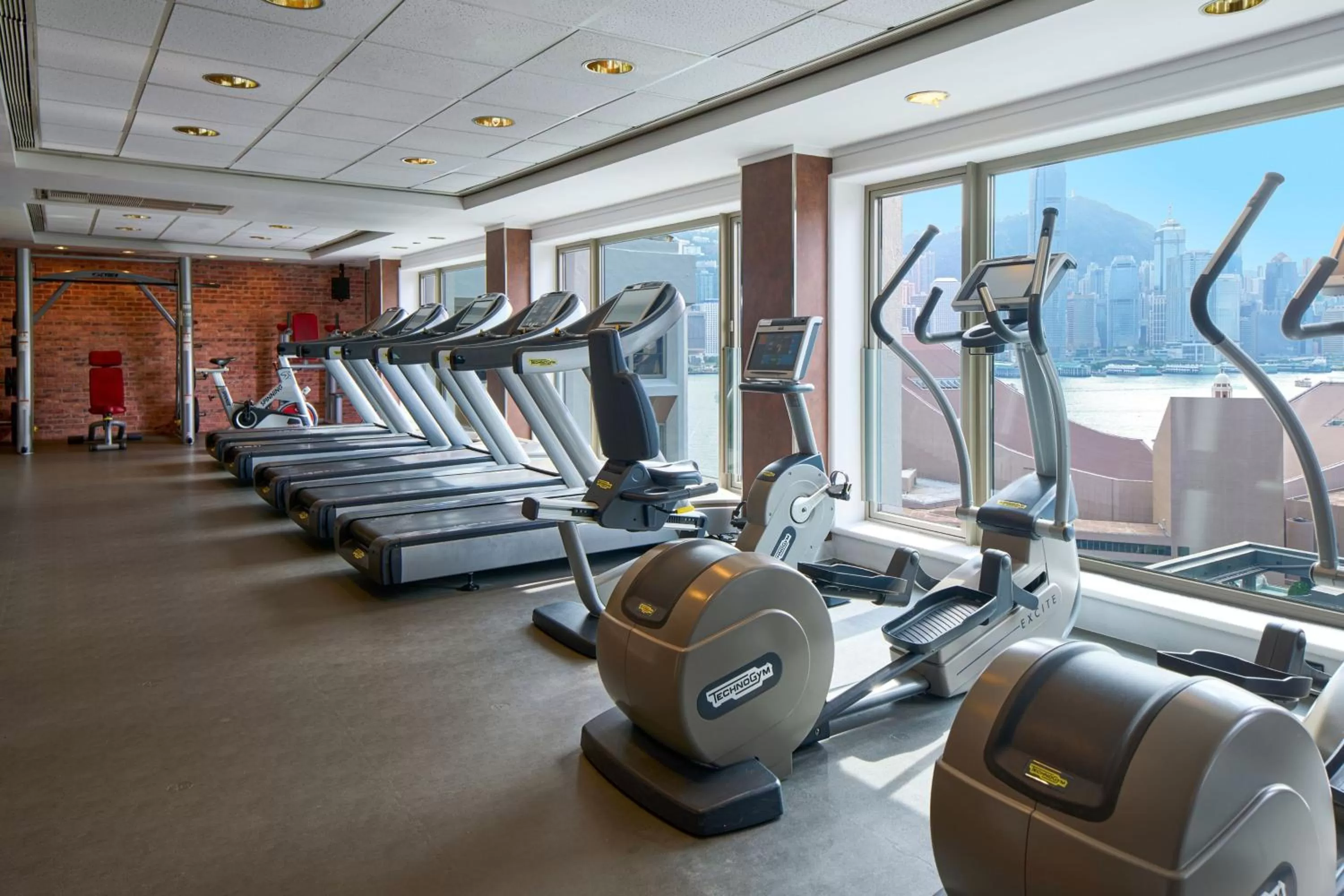 Fitness centre/facilities in Sheraton Hong Kong Hotel & Towers