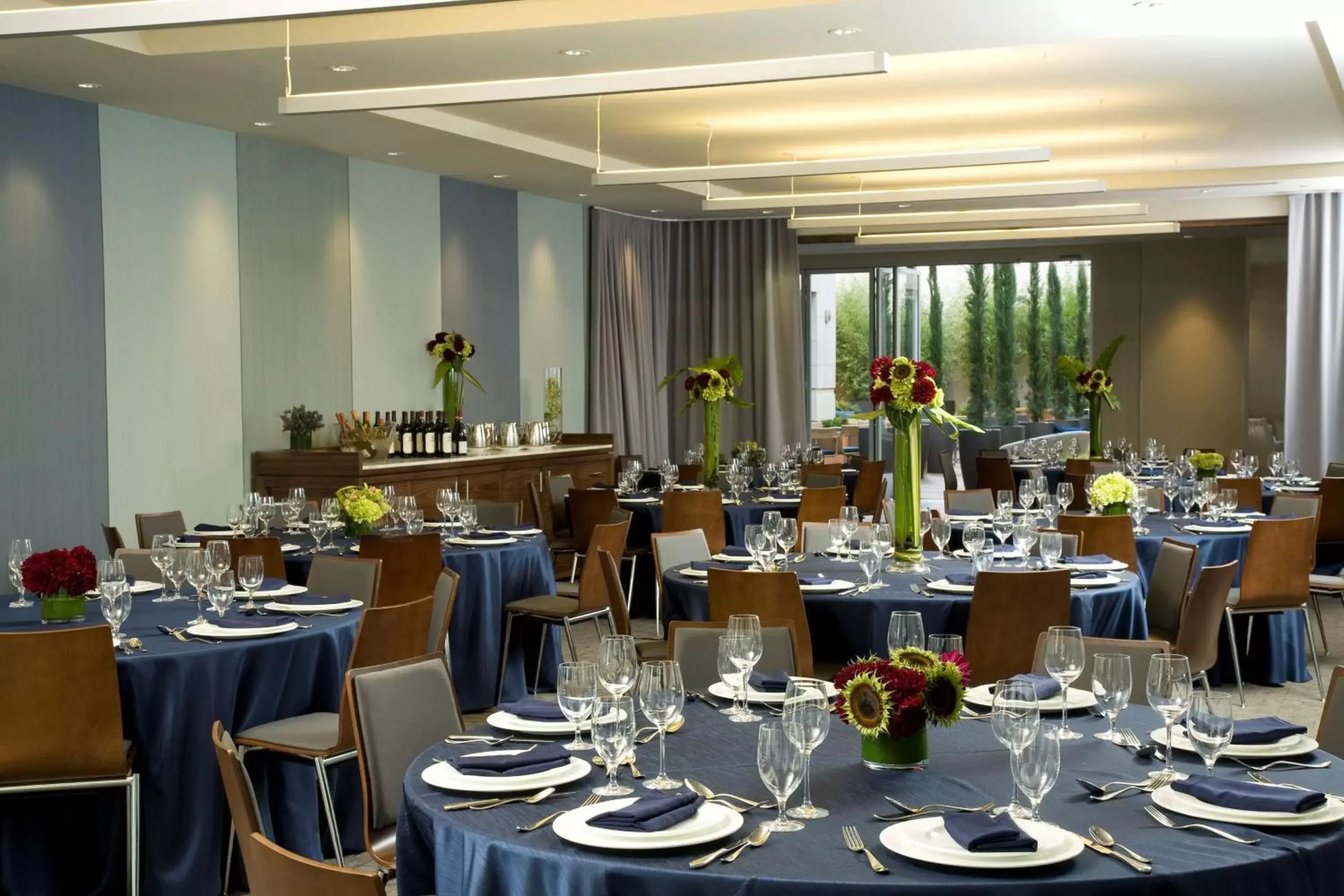 Banquet/Function facilities, Restaurant/Places to Eat in Hyatt Centric the Pike Long Beach