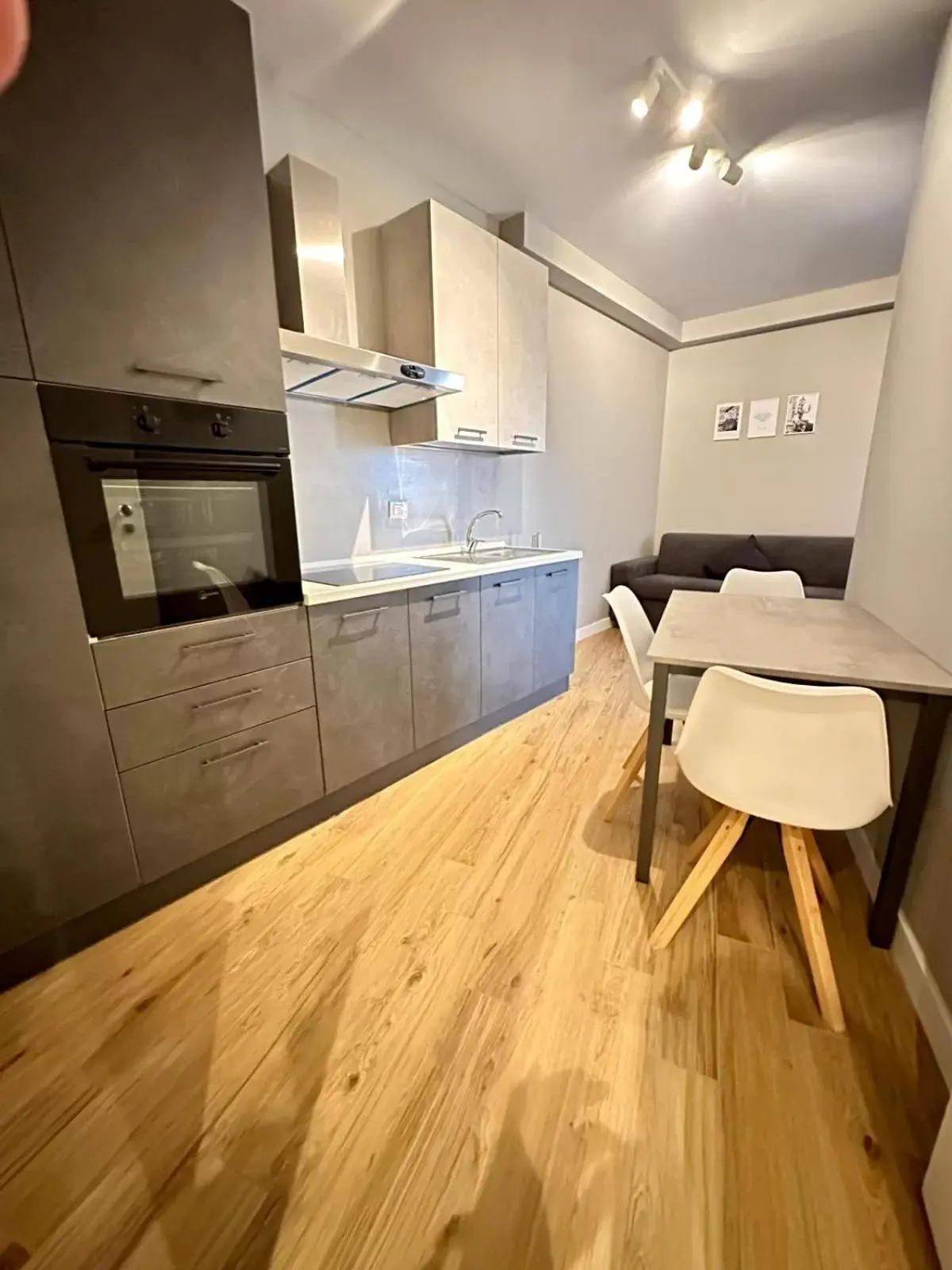 Kitchen/Kitchenette in HH Hermoso Housing ALESSANDRIA