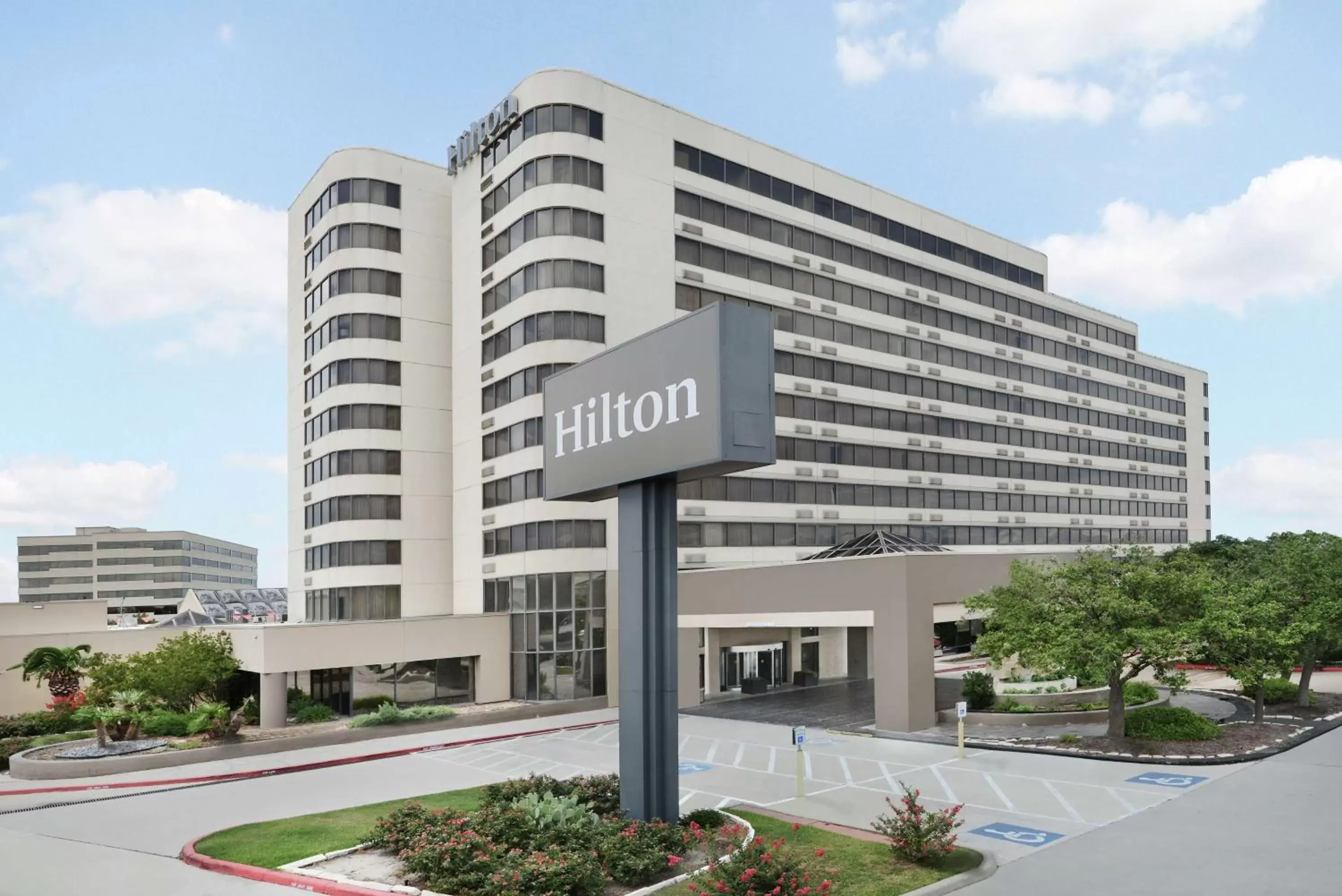 Property Building in Hilton College Station & Conference Center