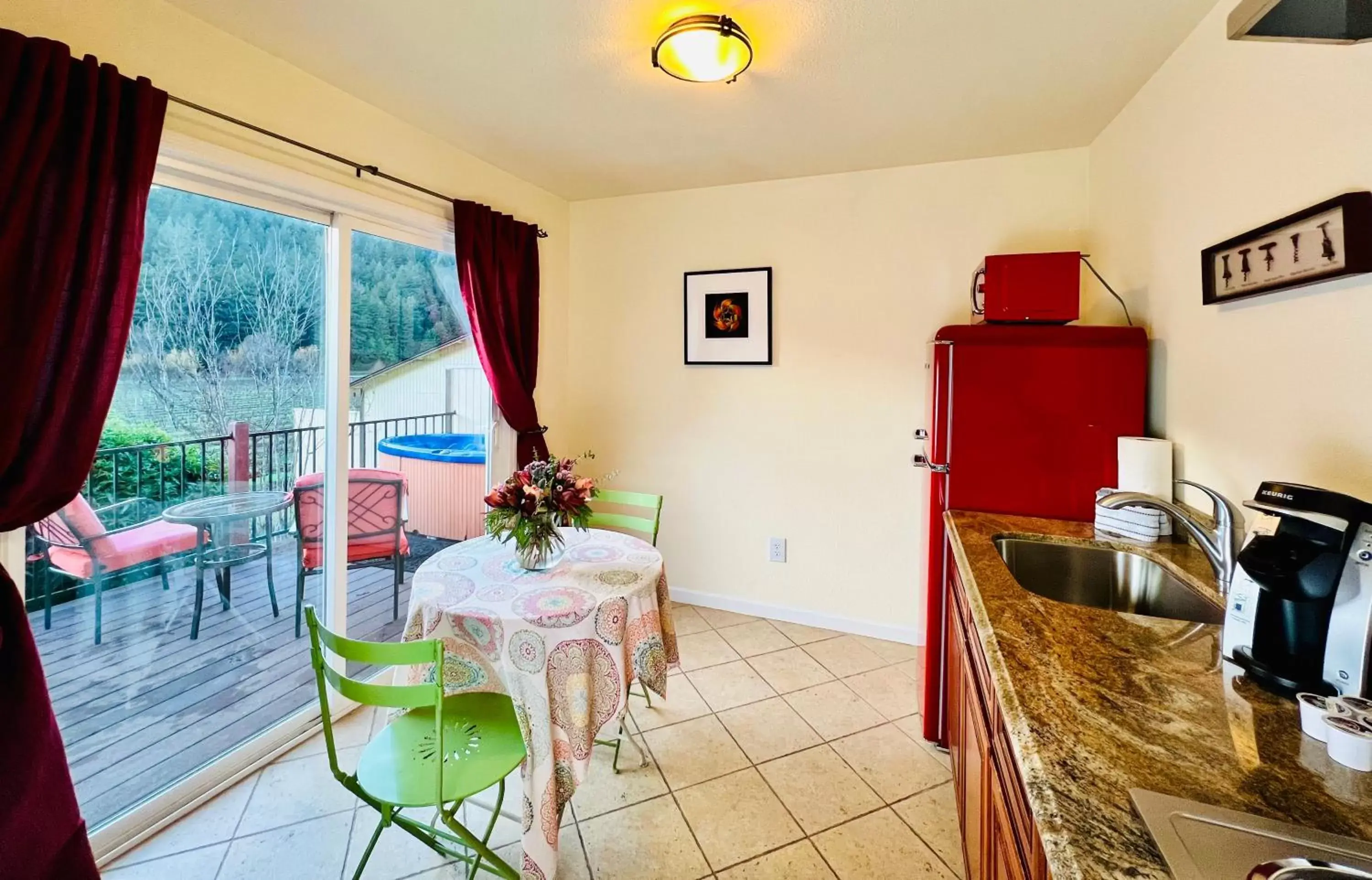 Dining Area in West Sonoma Inn & Spa