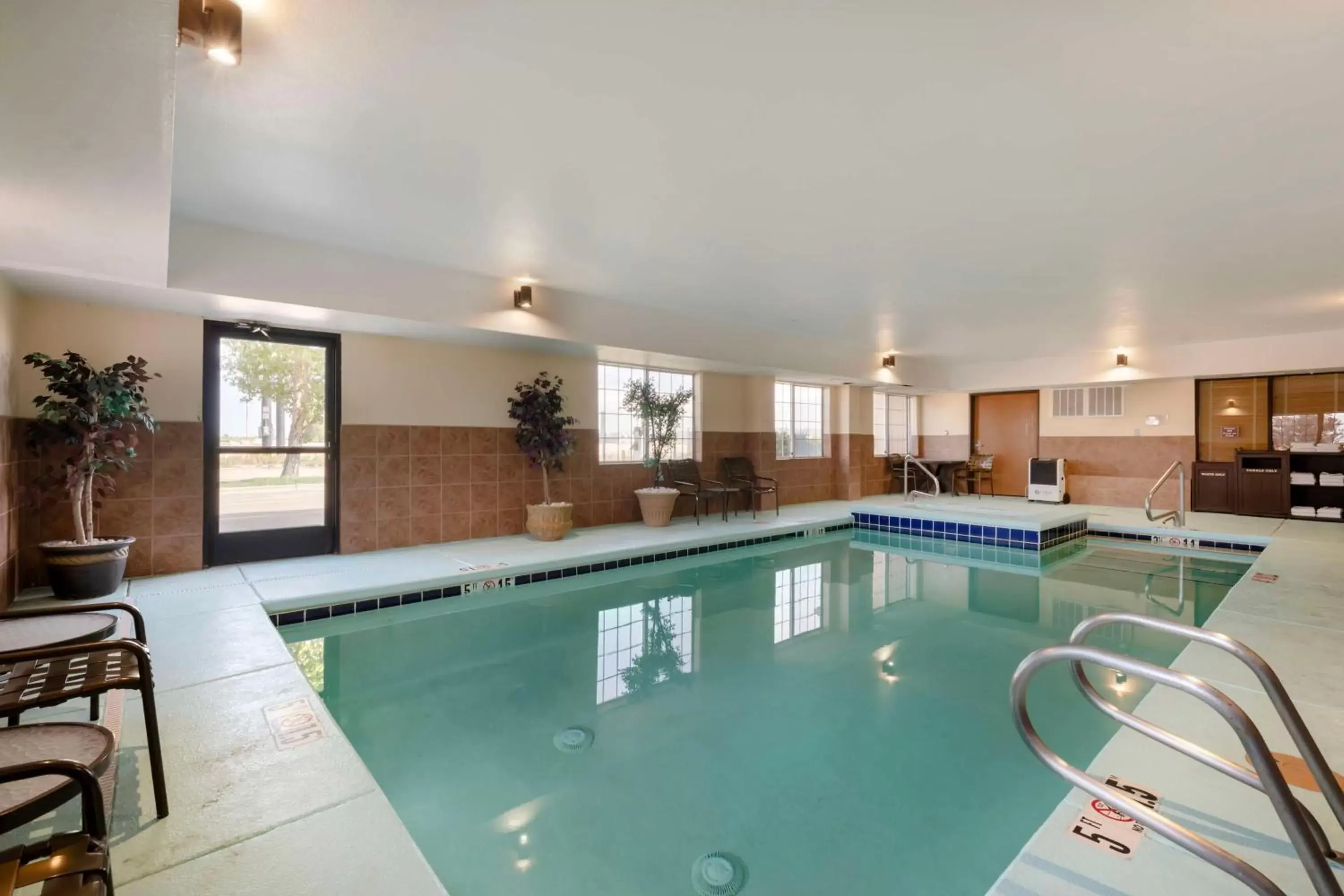 Pool view, Swimming Pool in Best Western Laramie Inn & Suites