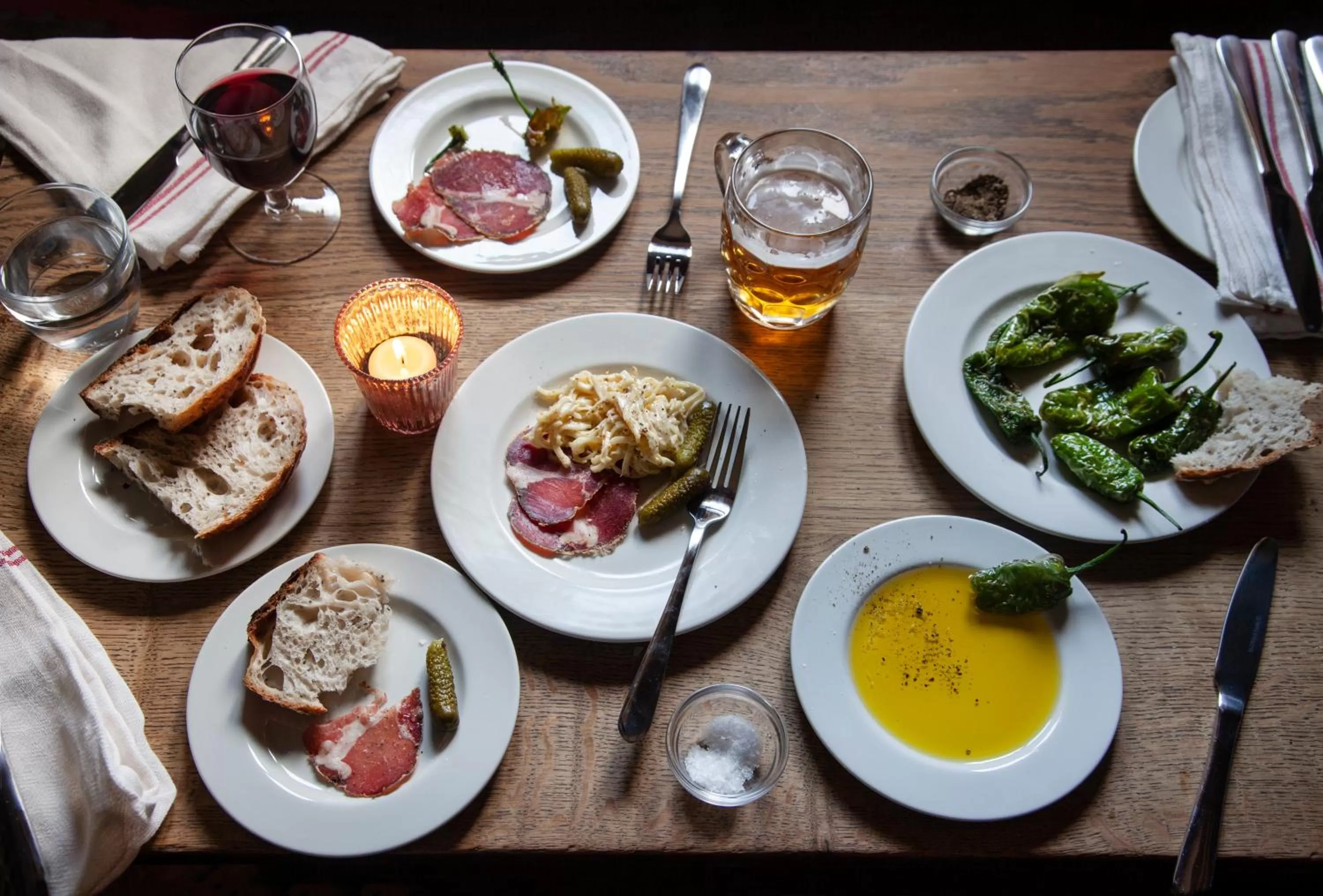 Food and drinks in The Lamb Inn