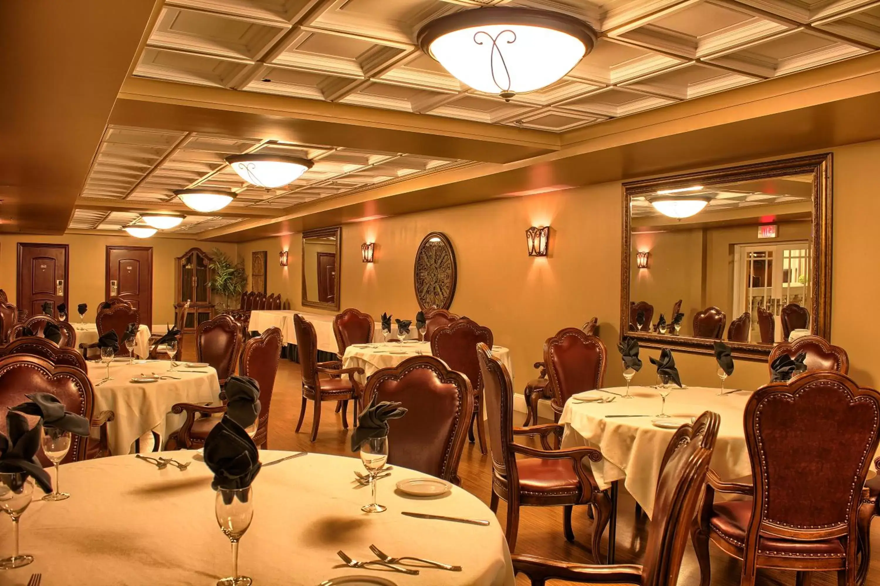 Banquet/Function facilities, Restaurant/Places to Eat in Grant Hall Hotel