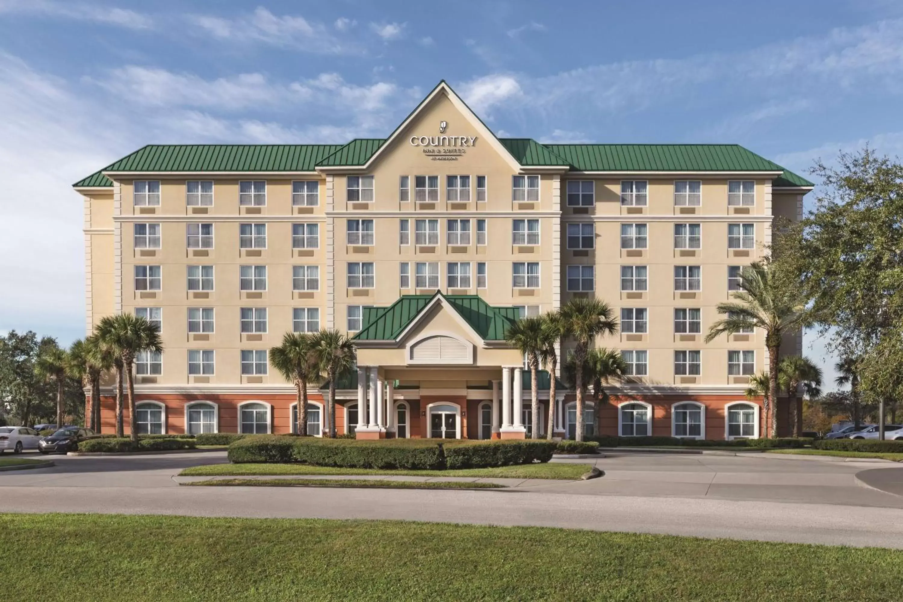 Property Building in Country Inn and Suites Orlando