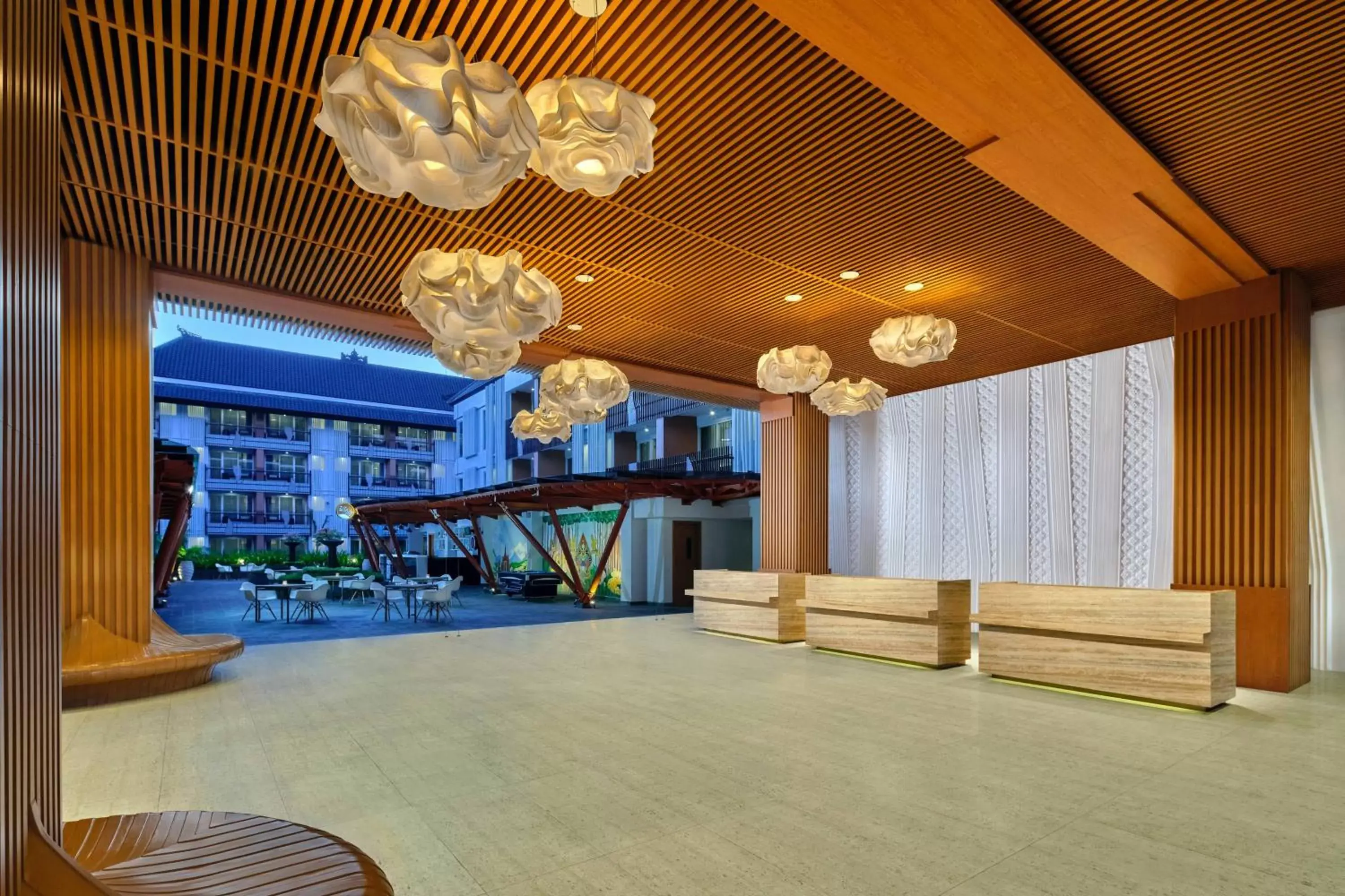 Lobby or reception in Fairfield by Marriott Bali Kuta Sunset Road