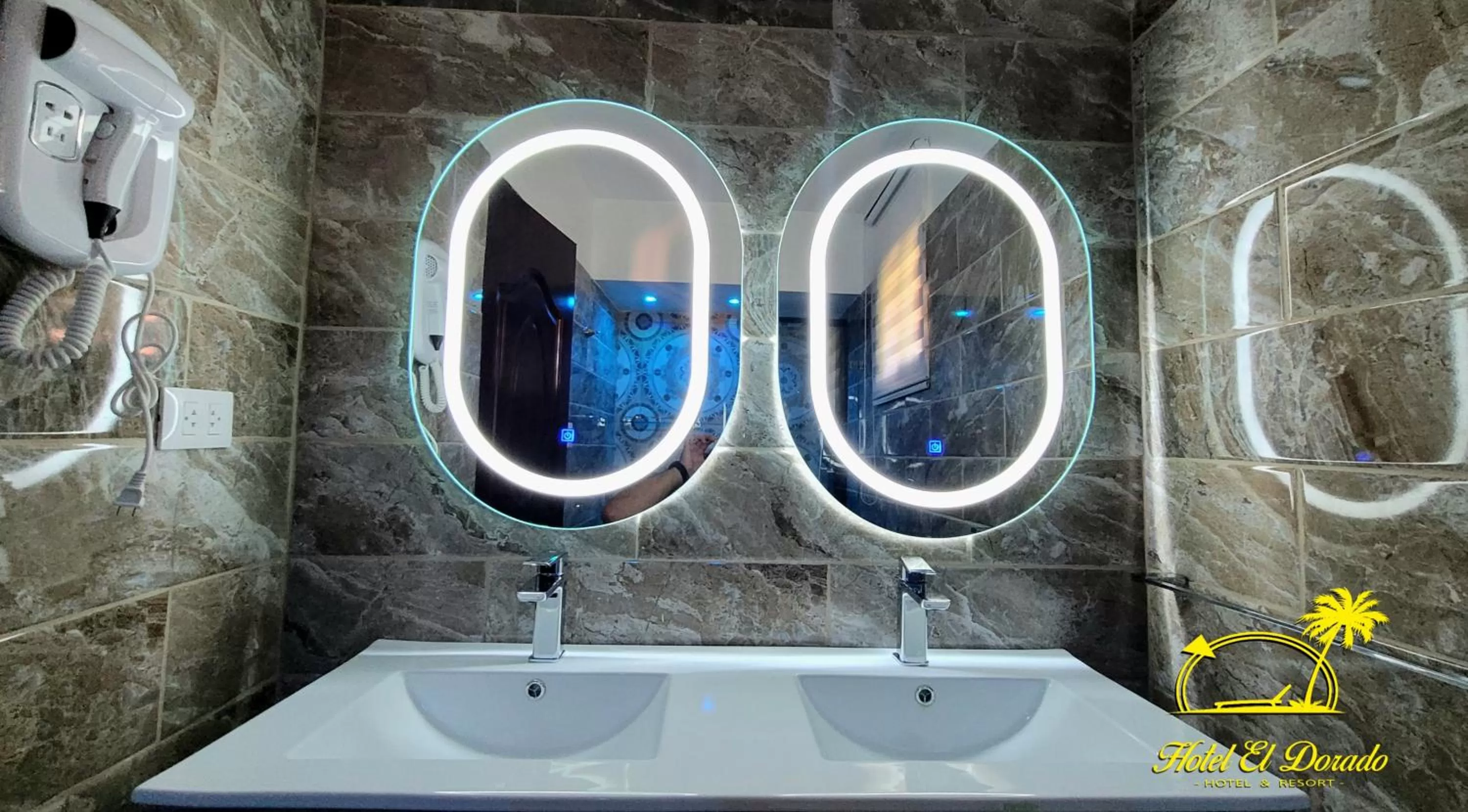 Bathroom in Hotel El Dorado