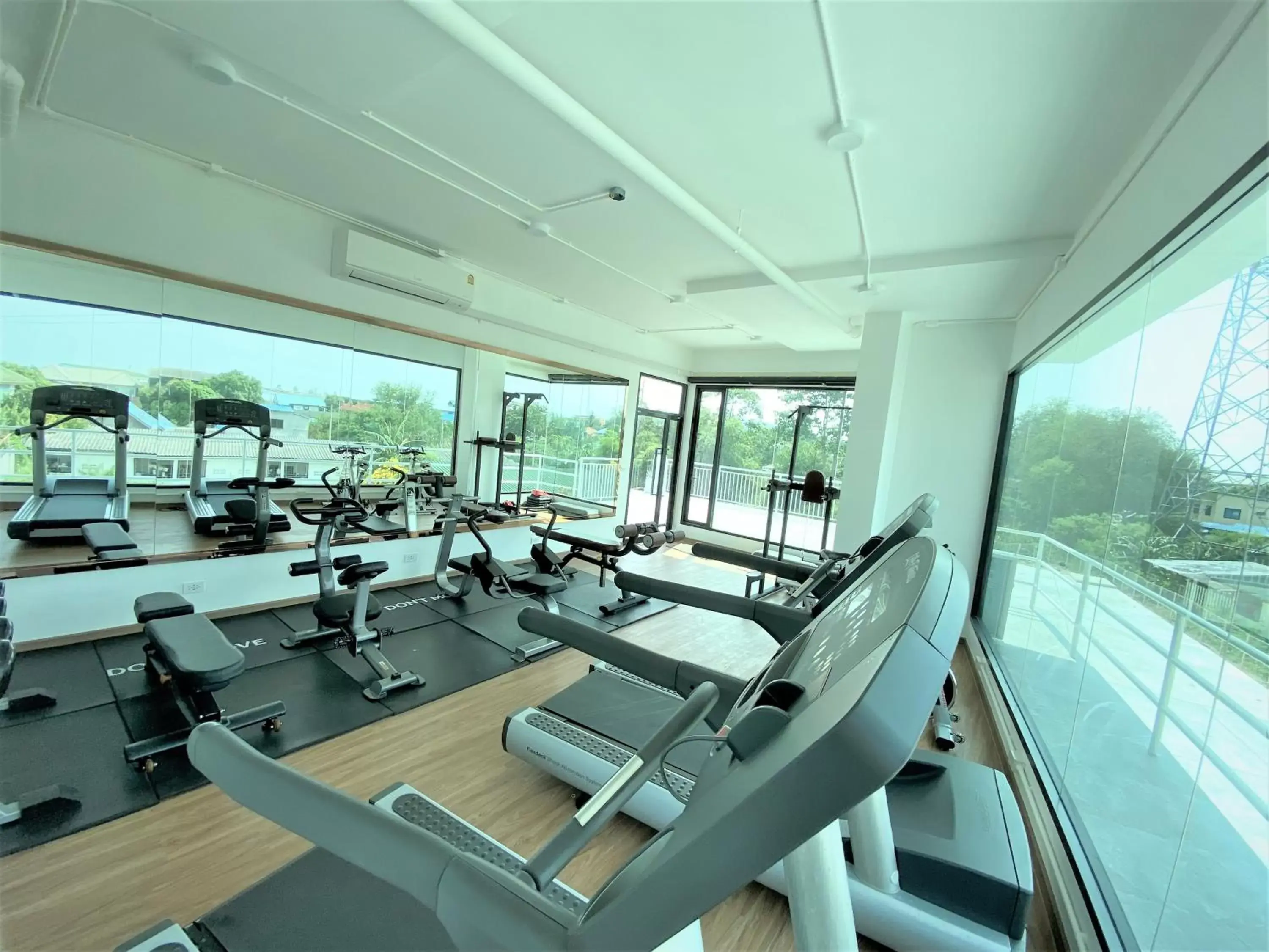 Fitness centre/facilities in GEEN Hotel Chonburi Fitness centre/facilities in GEEN Hotel Chonburi