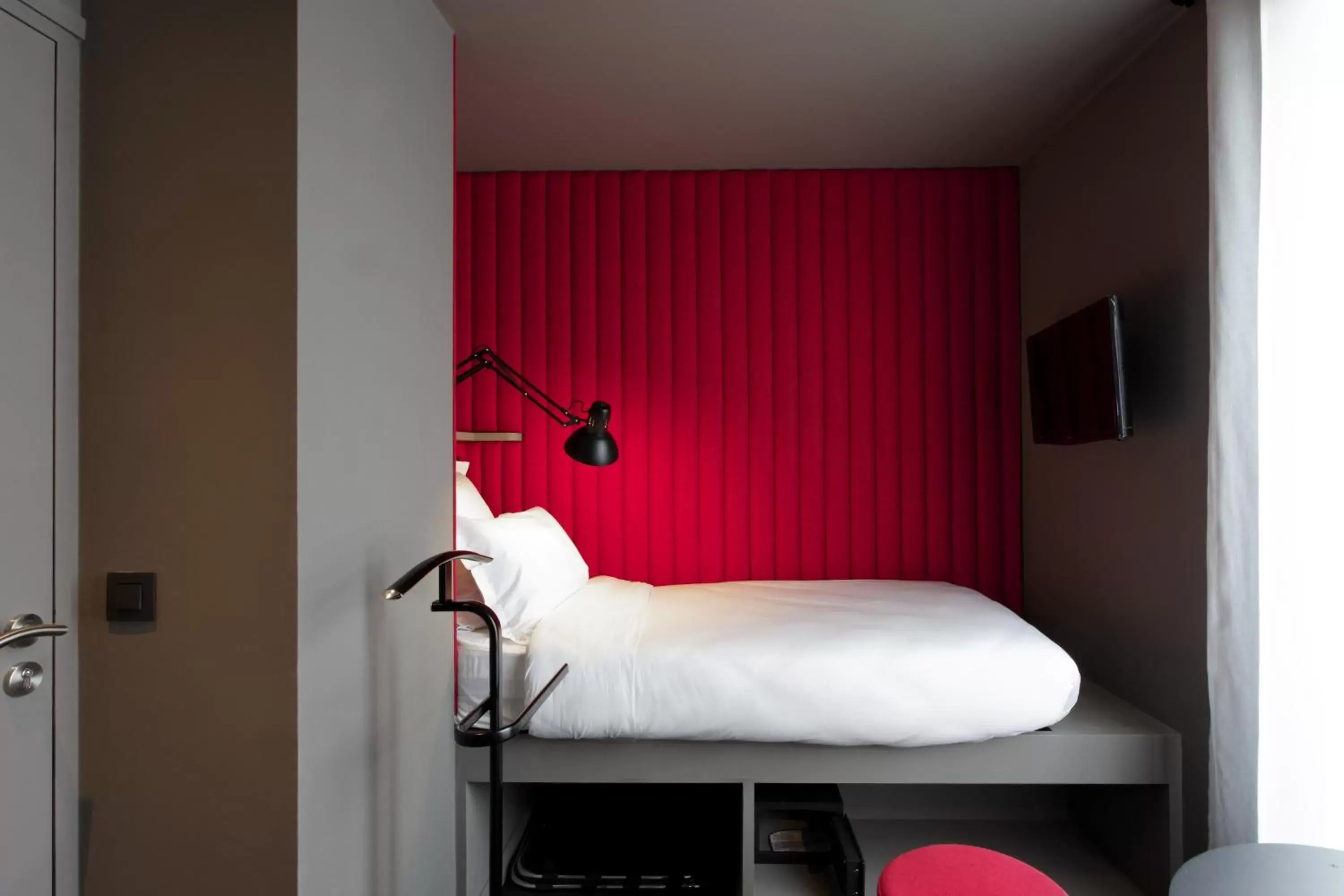 Bed in Hôtel Saint Marcel