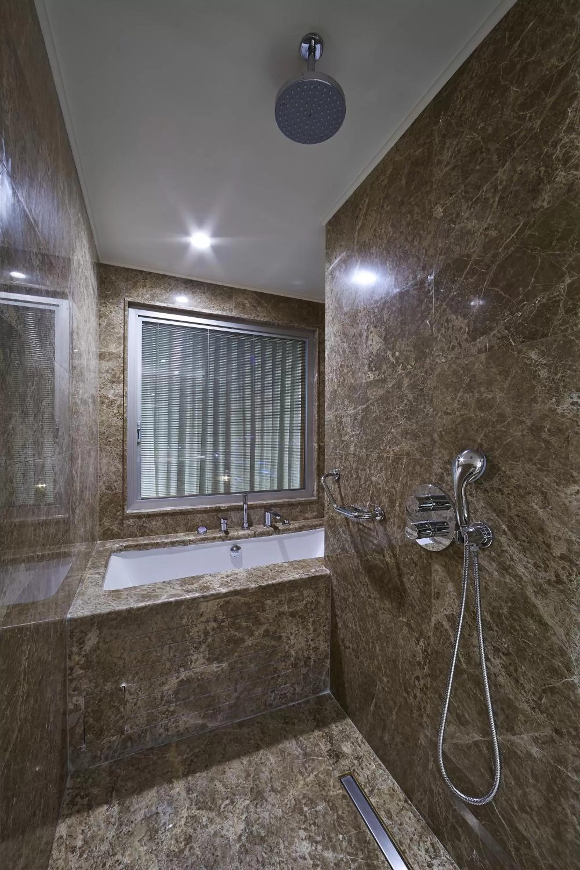 Bathroom in Uranus Istanbul Topkapi