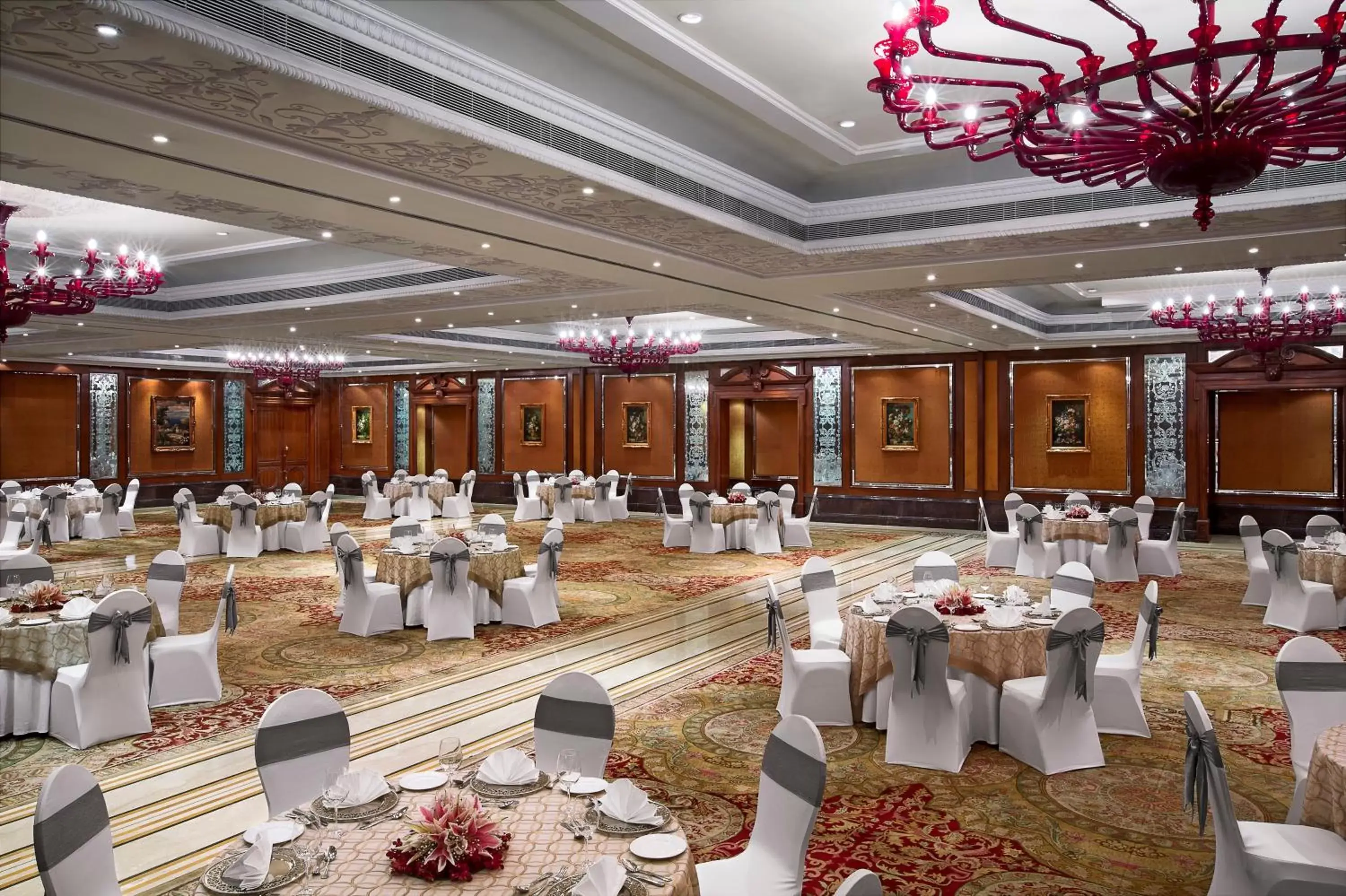 Banquet/Function facilities, Banquet Facilities in Taj Krishna