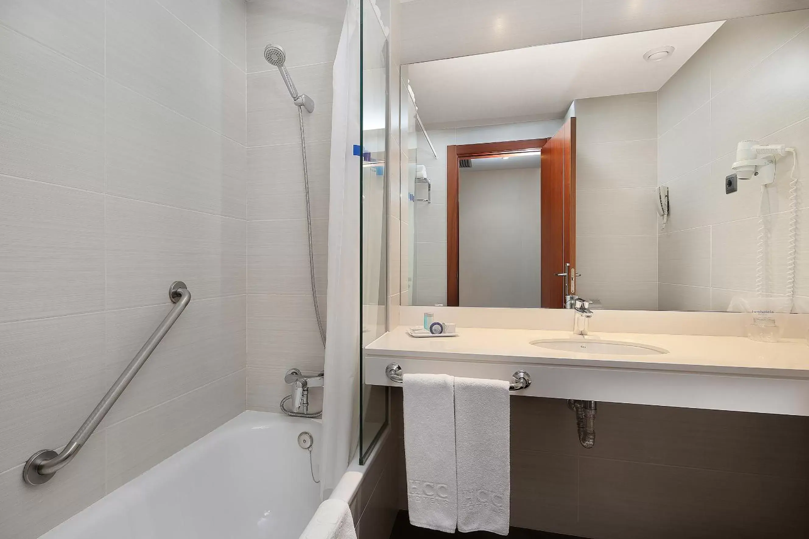 Bathroom in Hotel Lugano Barcelona