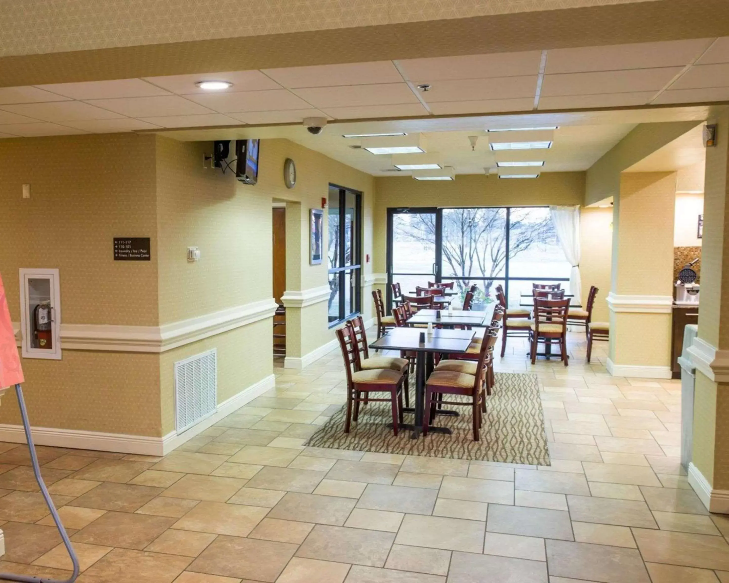 Restaurant/places to eat in Comfort Suites Port Allen - Baton Rouge