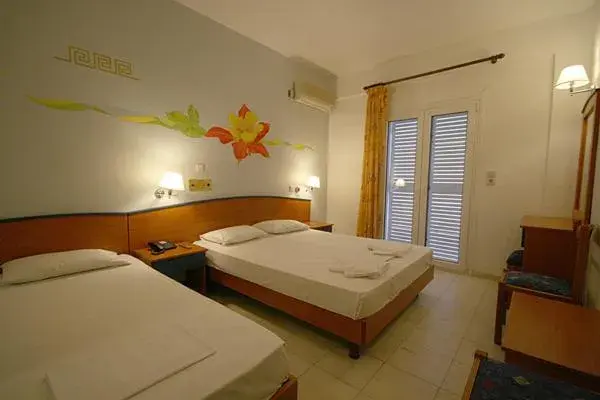 Photo of the whole room, Bed in Metaxa Hotel Photo of the whole room, Bed in Metaxa Hotel