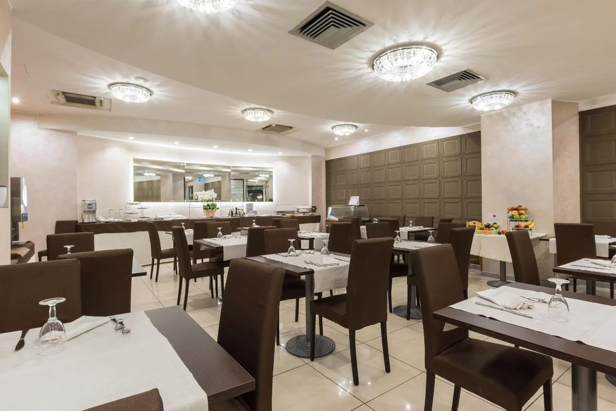 Staff, Restaurant/Places to Eat in Magri's Hotel