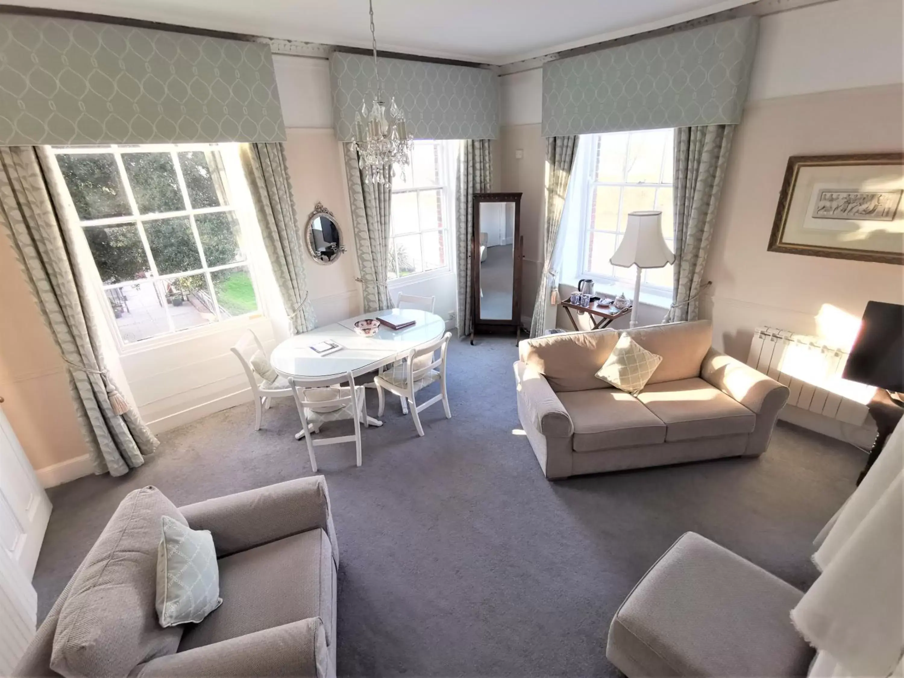 Bedroom, Seating Area in Diglis House Hotel