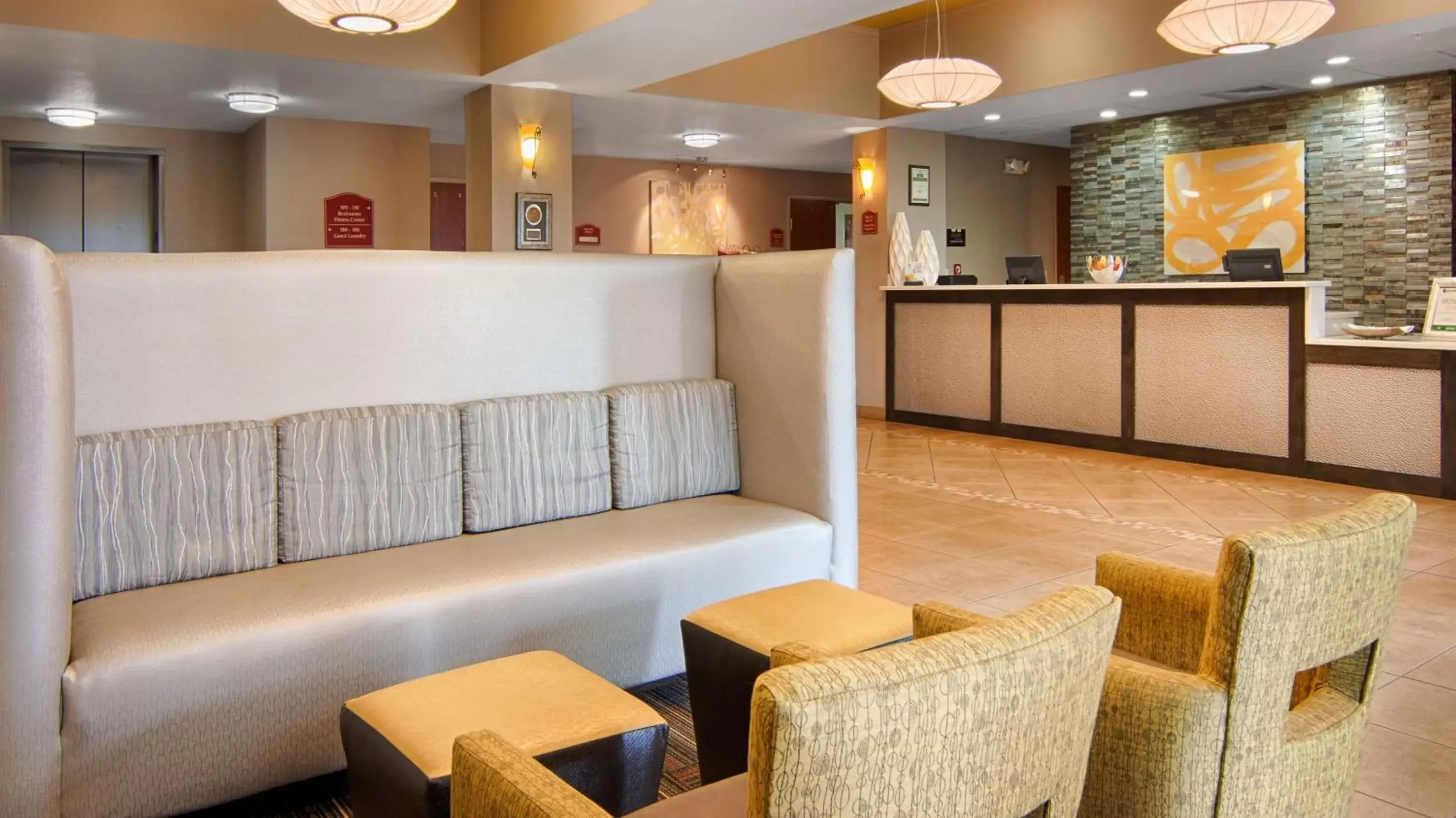 Lobby or reception, Lobby/Reception in Best Western Auburndale Inn & Suites