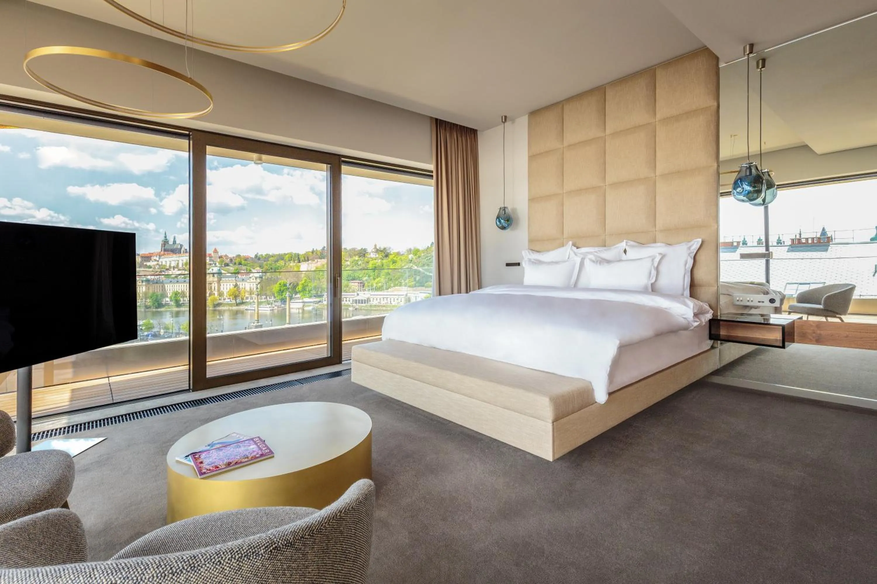 Panorama Suite in The President