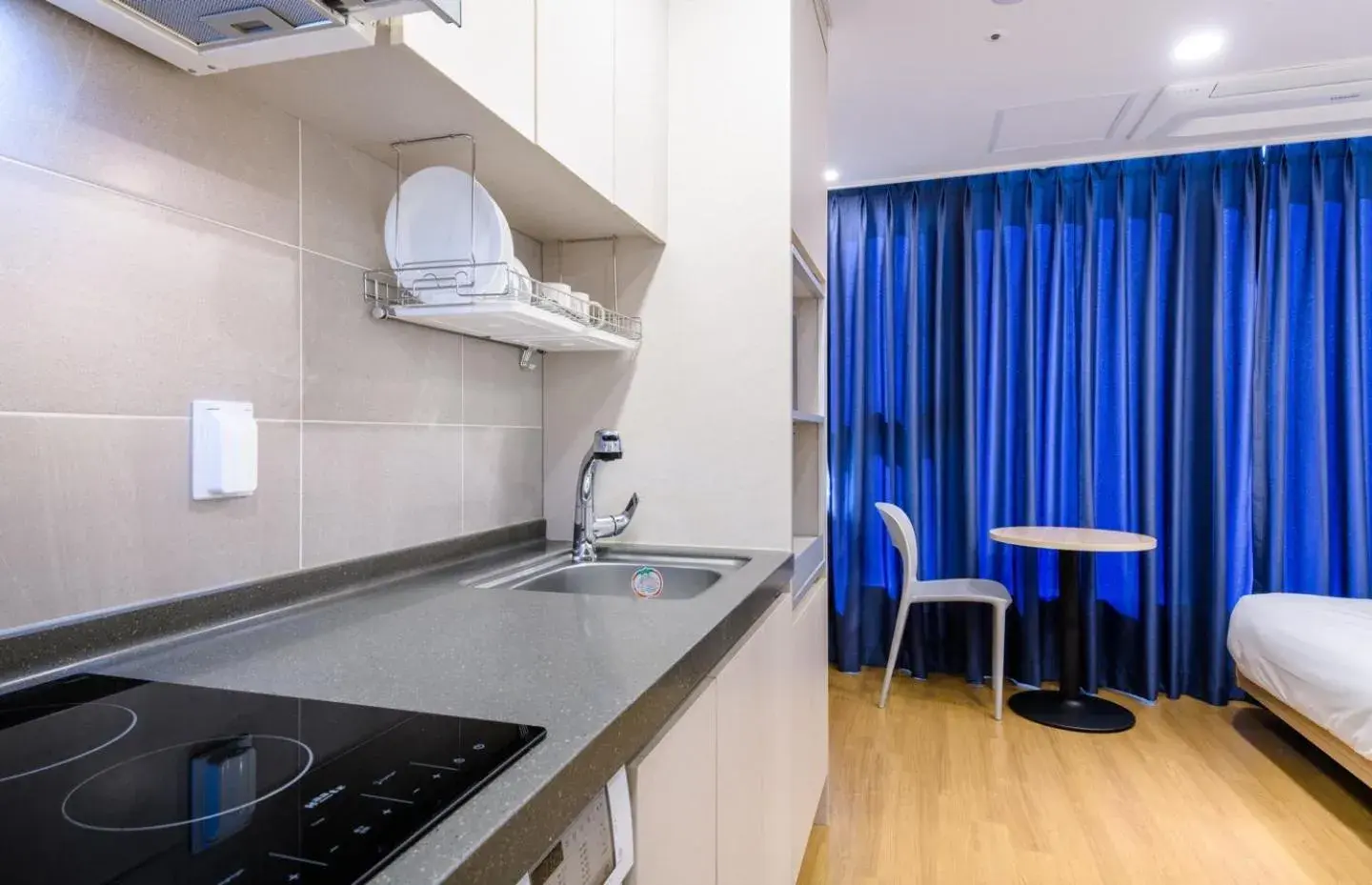 Kitchen/Kitchenette in Hi Residences