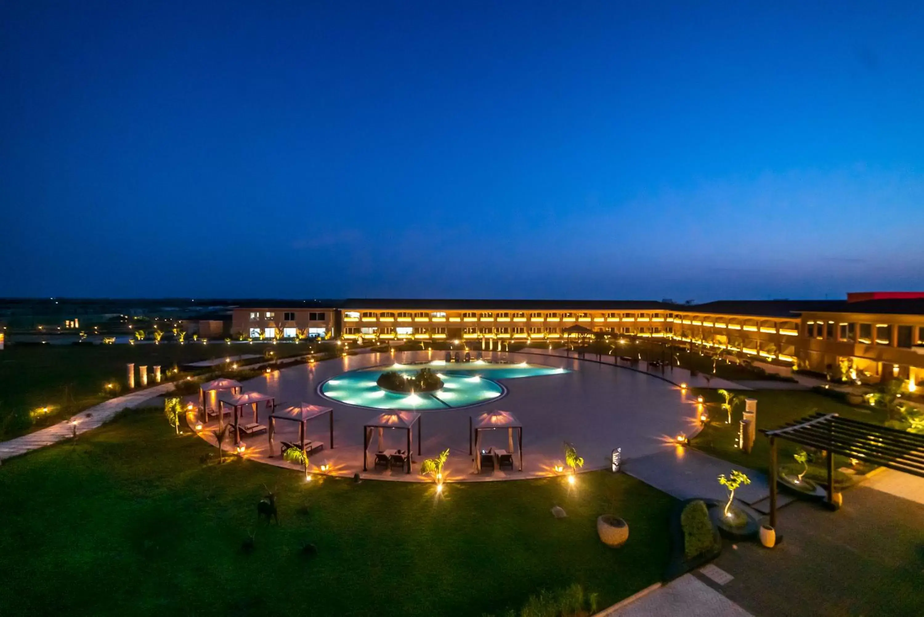 Facade/entrance in Hawthorn Suites by Wyndham Dwarka Facade/entrance in Hawthorn Suites by Wyndham Dwarka