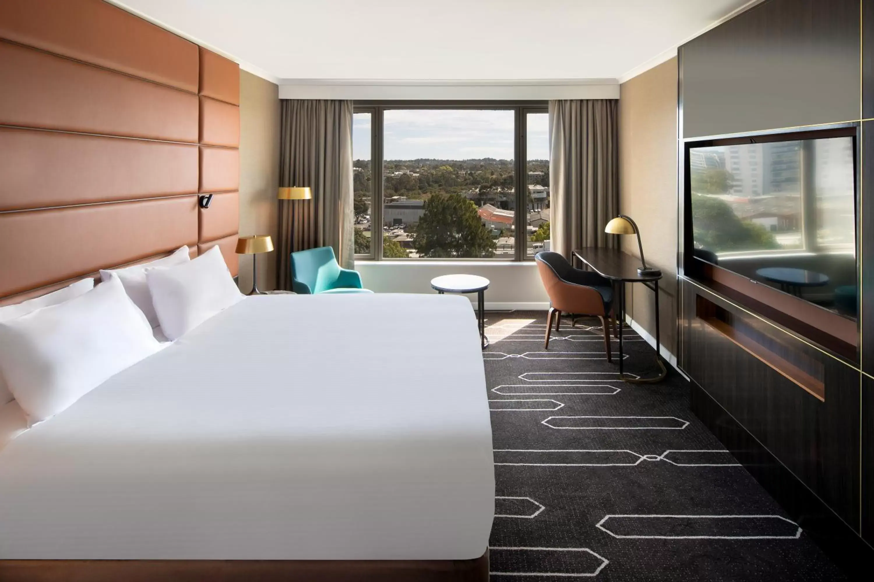 Bed in Mercure Sydney Parramatta