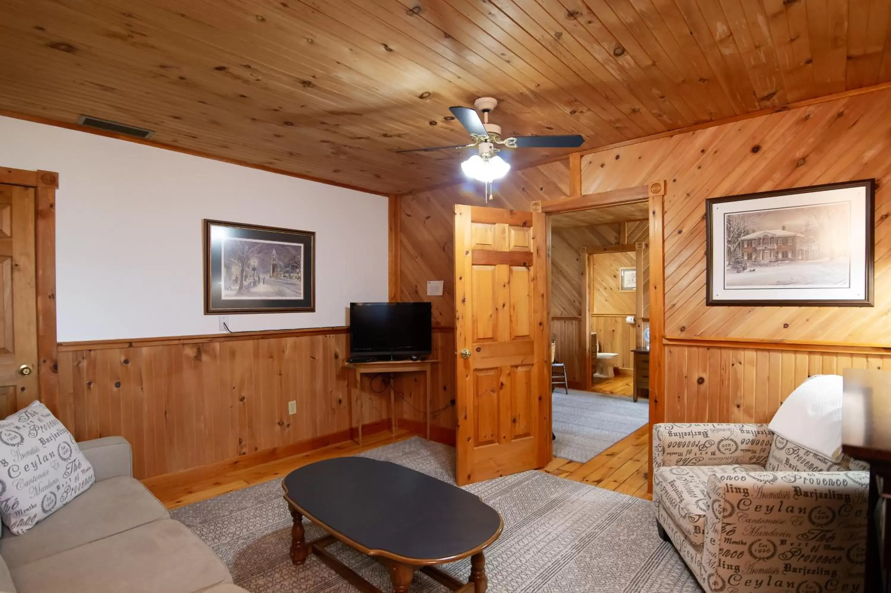 Seating Area in Bye the Bay Bed and Breakfast