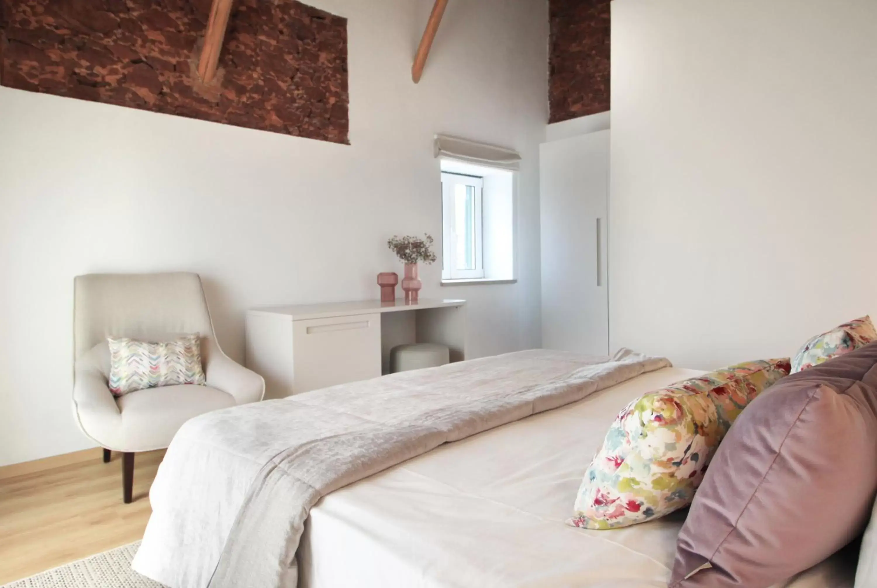 Photo of the whole room, Bed in Quinta da Luz - A Luxury Boutique B&B