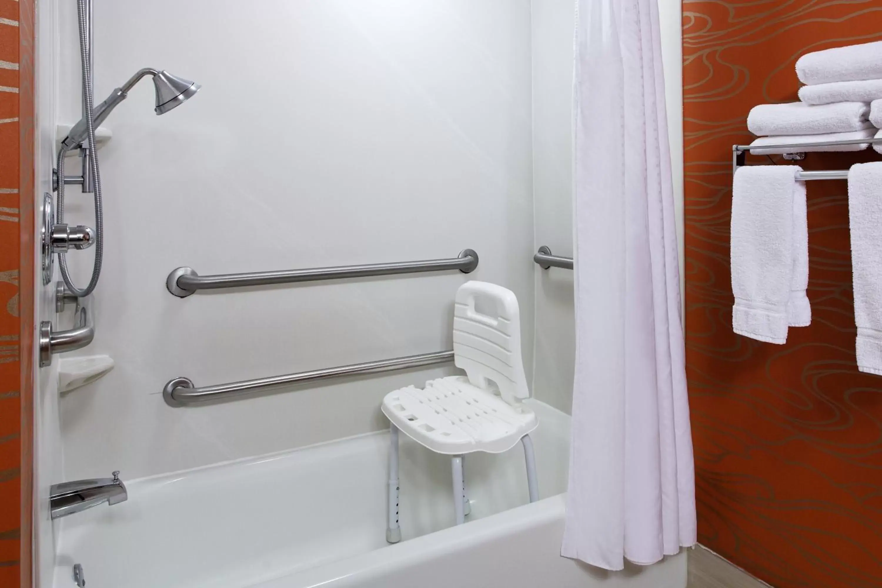 Bathroom in Holiday Inn Express Richmond-Brandermill-Hull Street, an IHG Hotel