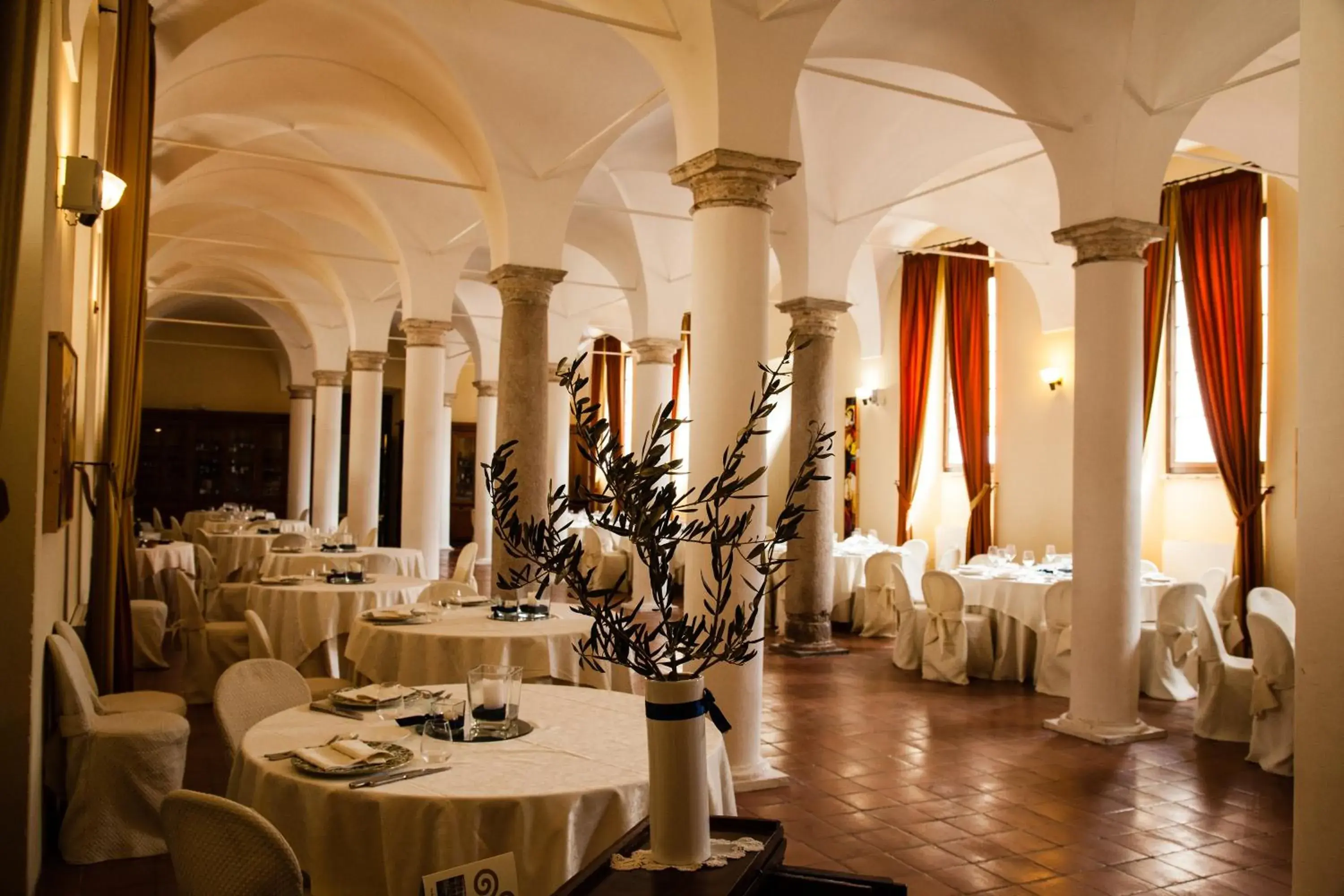 Restaurant/Places to Eat in Relais Fontevivo