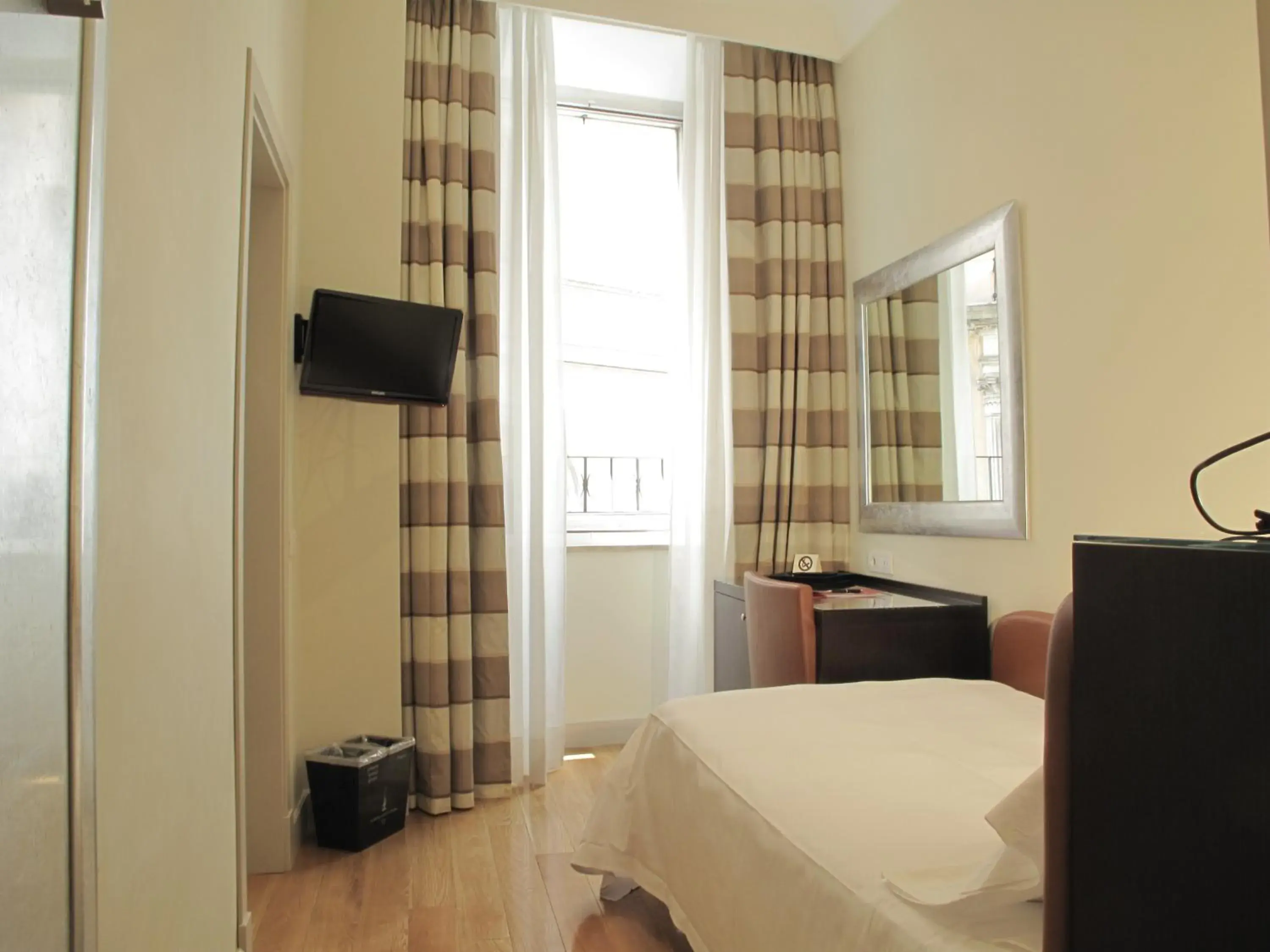 Photo of the whole room, Bed in Hotel Albergo Santa Chiara