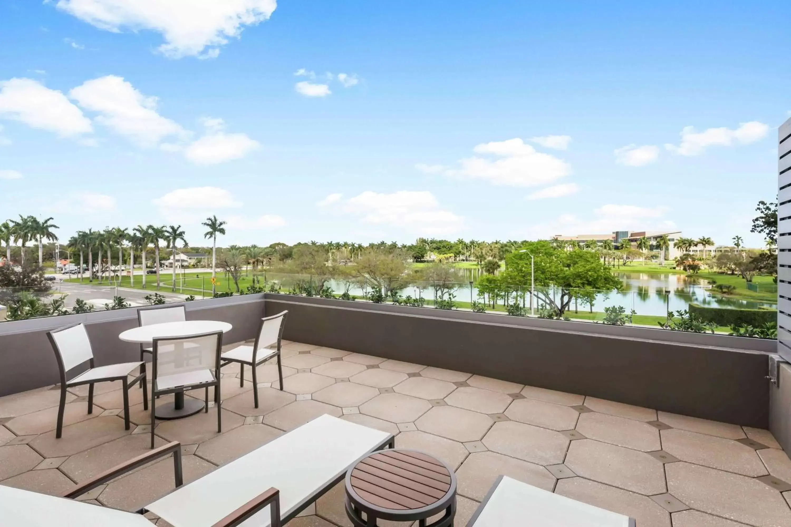 View (from property/room), Balcony/Terrace in Hilton Miami Dadeland