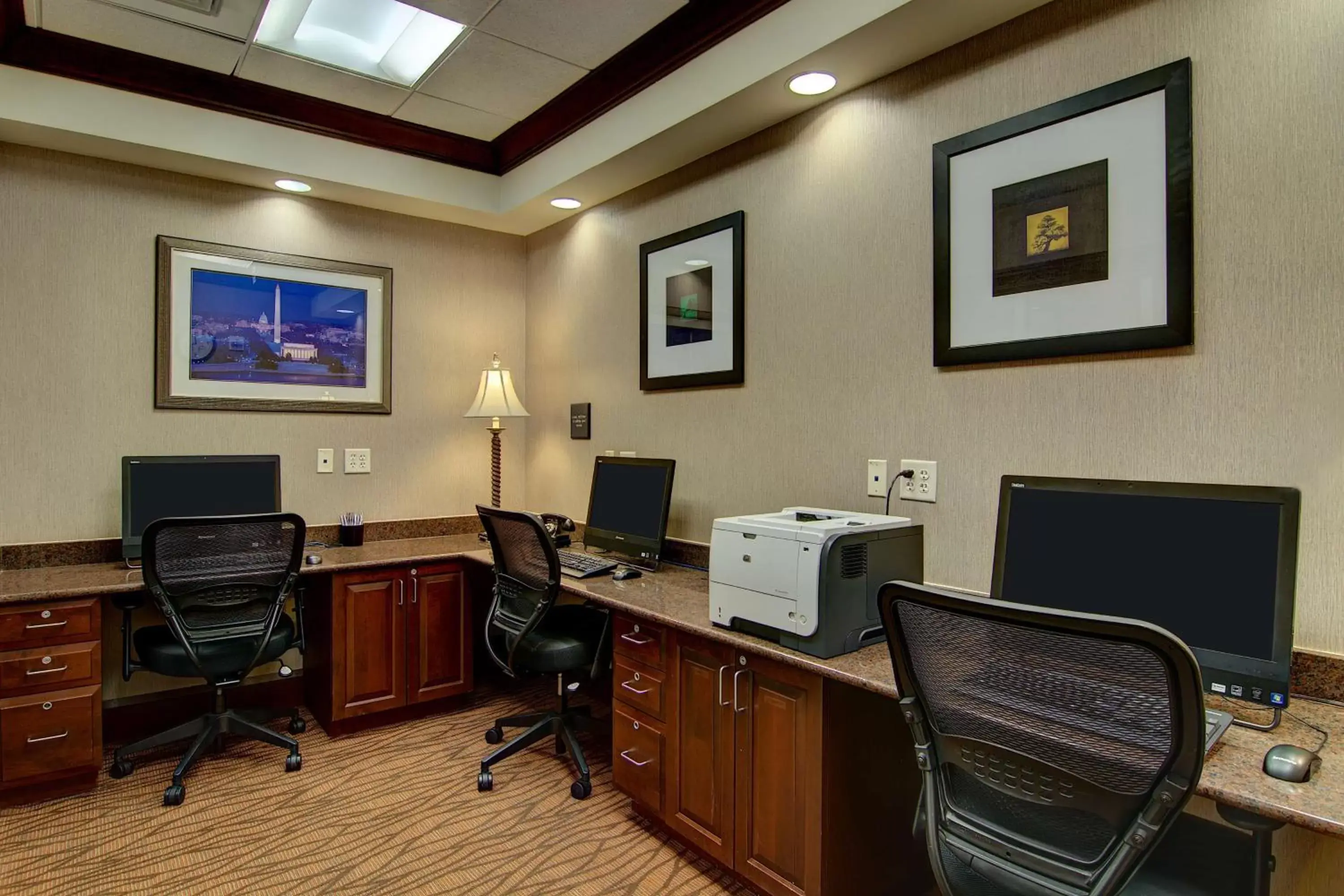 Business facilities, Business Area/Conference Room in Hampton Inn & Suites Washington-Dulles International Airport