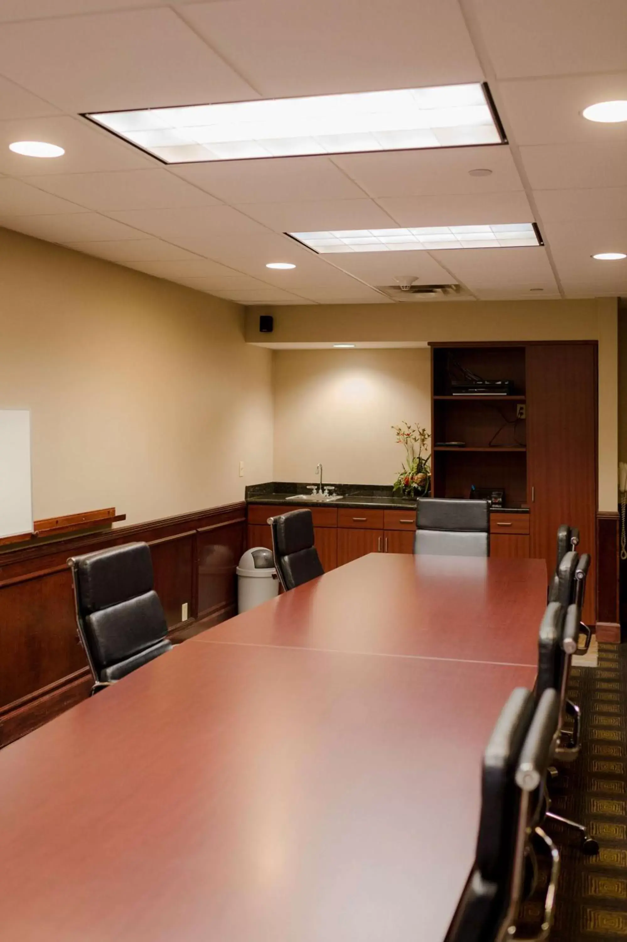 Meeting/conference room in Hampton Inn Oxford-West