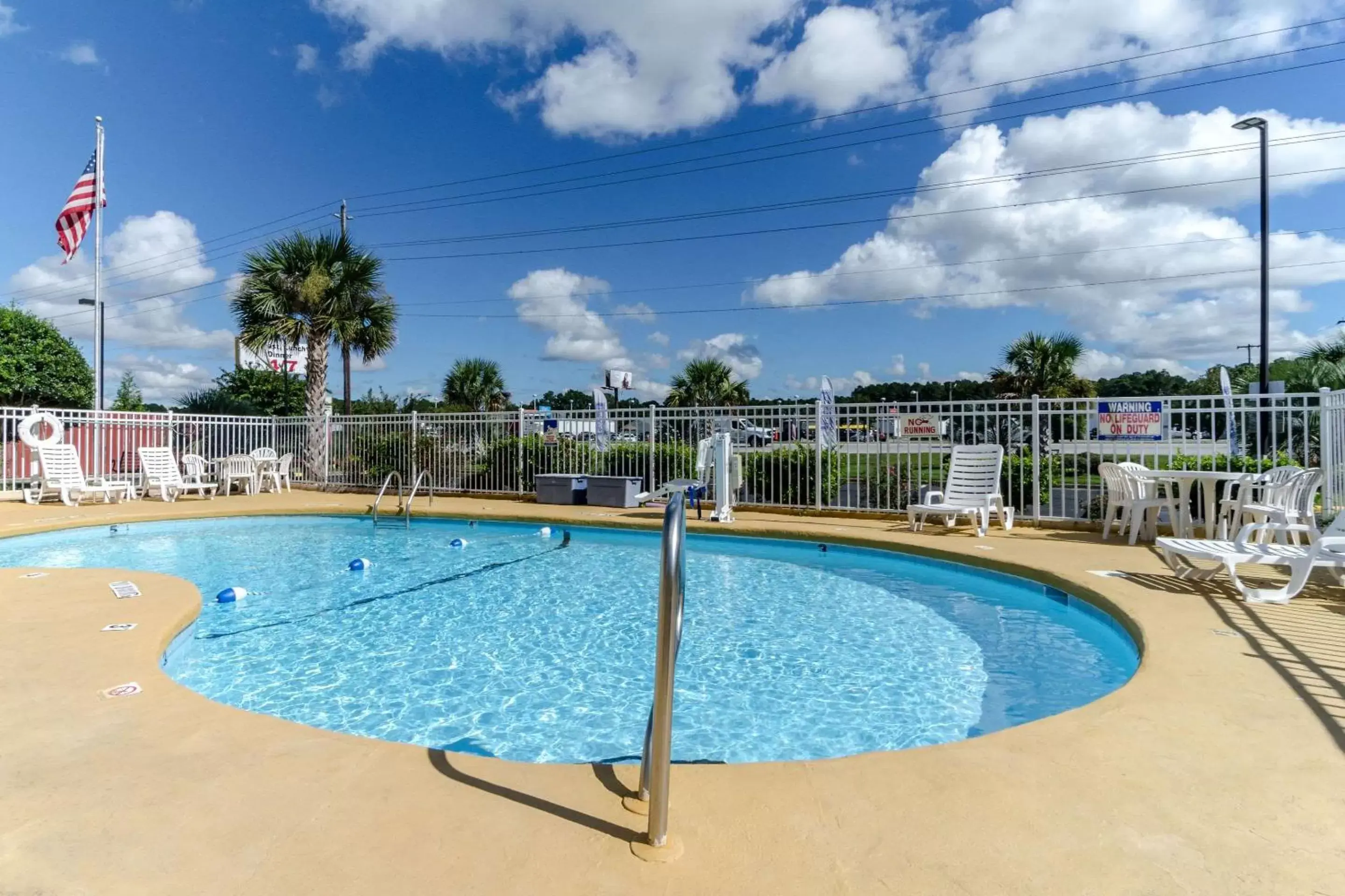 On site, Swimming Pool in Rodeway Inn & Suites Jacksonville near Camp Lejeune