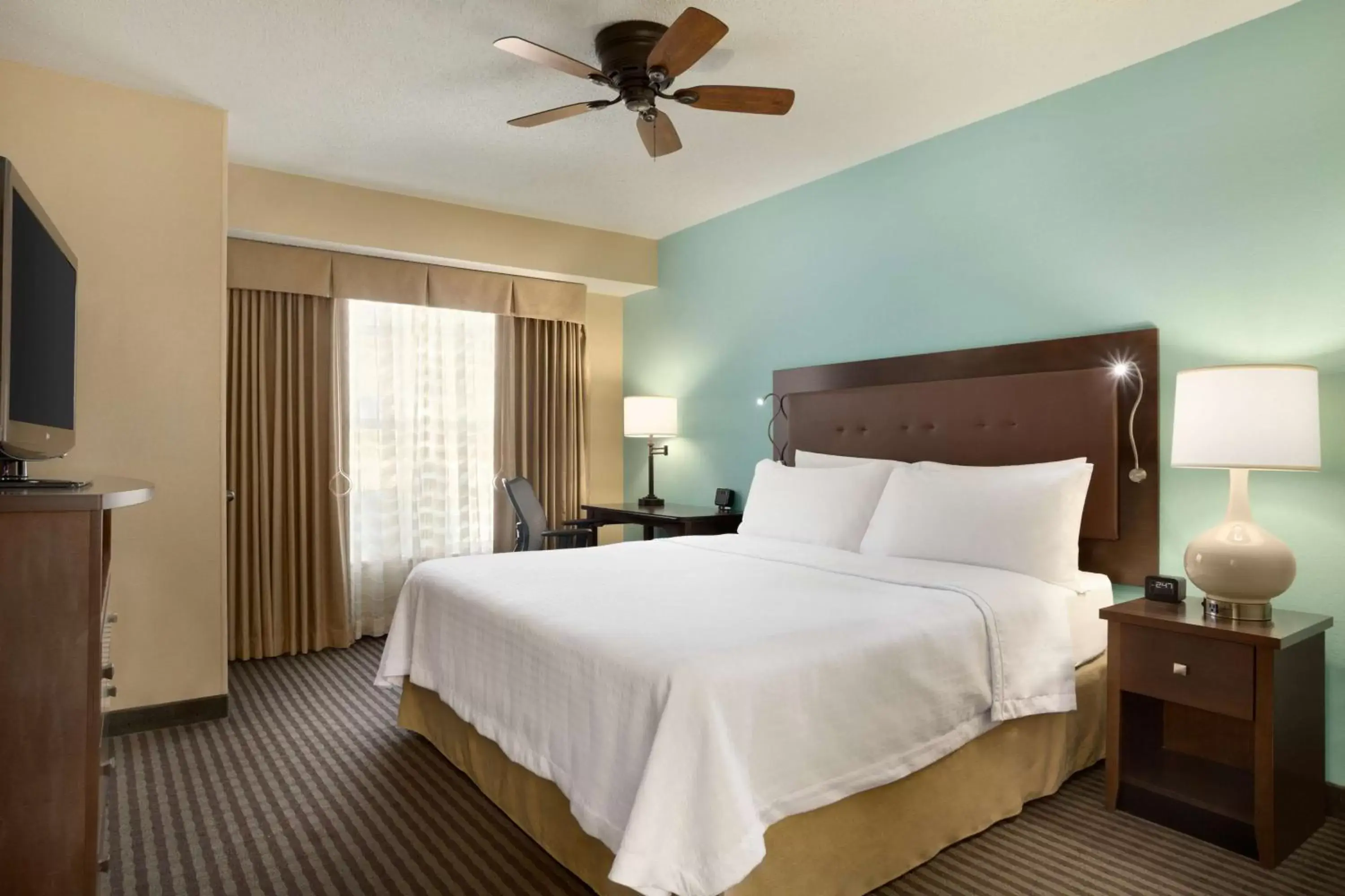 Bed in Homewood Suites by Hilton Houston-Willowbrook Mall