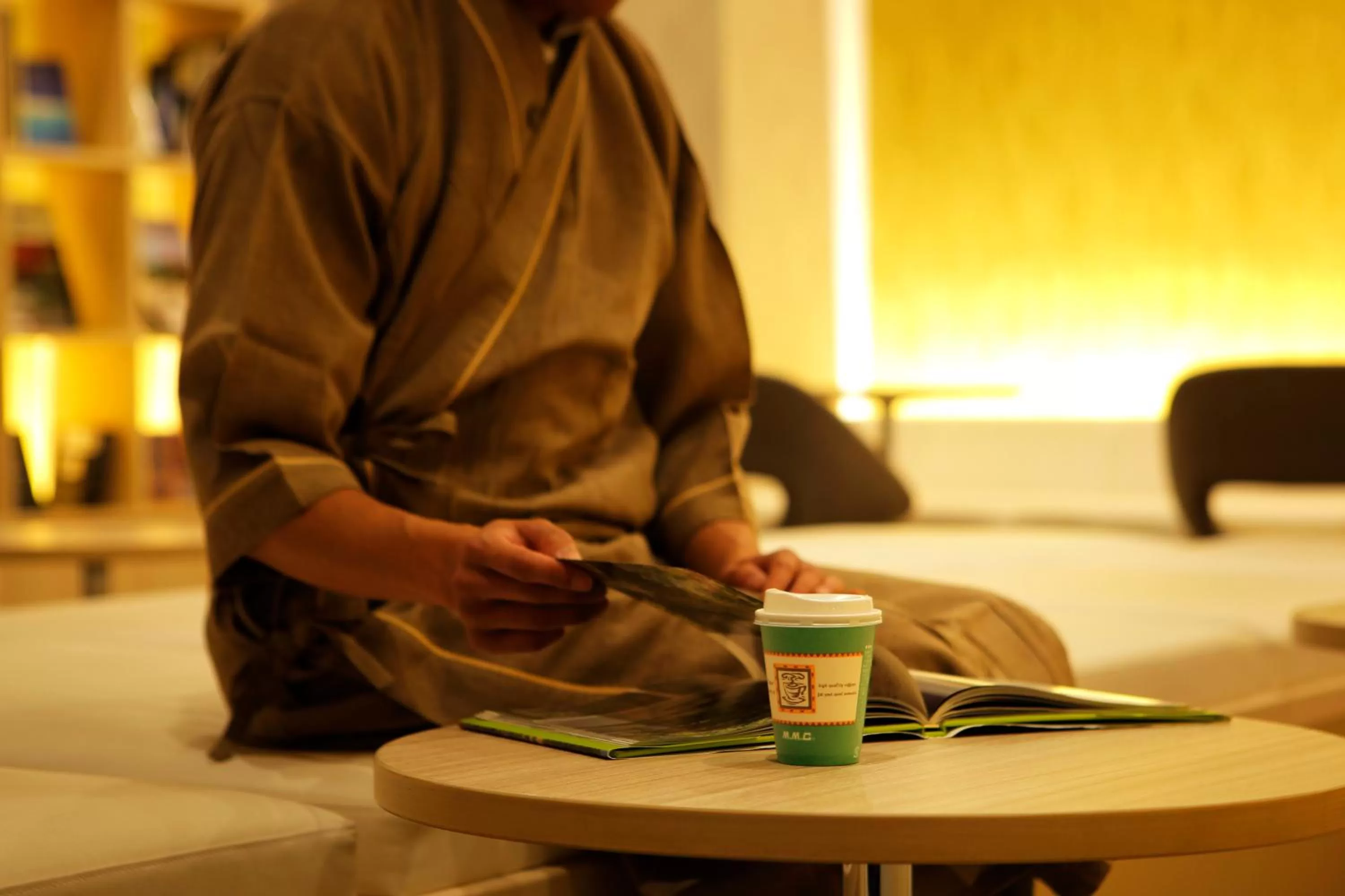 Communal lounge/ TV room in JR Inn Sapporo-eki Minami-guchi